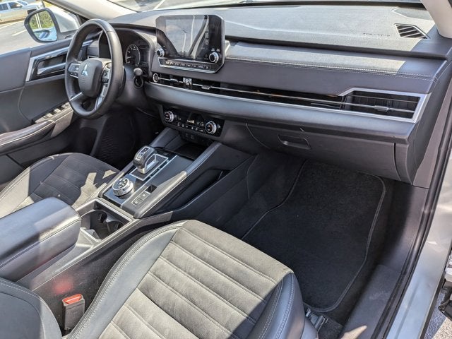 2024 Mitsubishi Outlander SE Black Edition