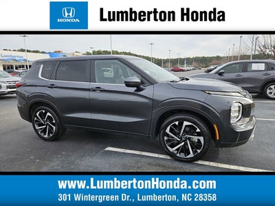 2024 Mitsubishi Outlander SE