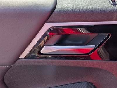 2023 Mitsubishi Outlander PHEV SE