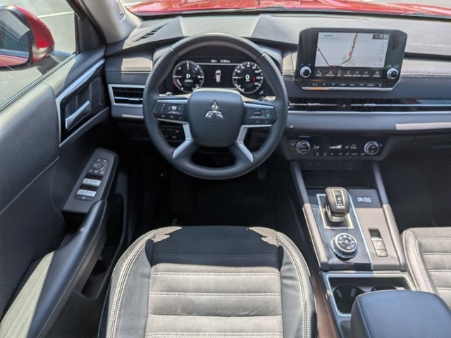 2023 Mitsubishi Outlander PHEV SE