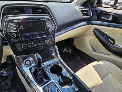 2023 Nissan Maxima Platinum