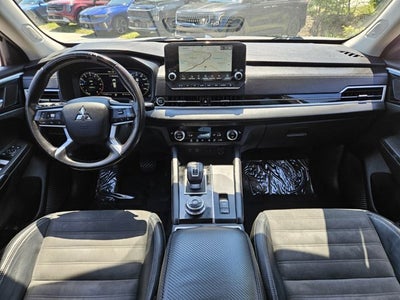 2022 Mitsubishi Outlander SE