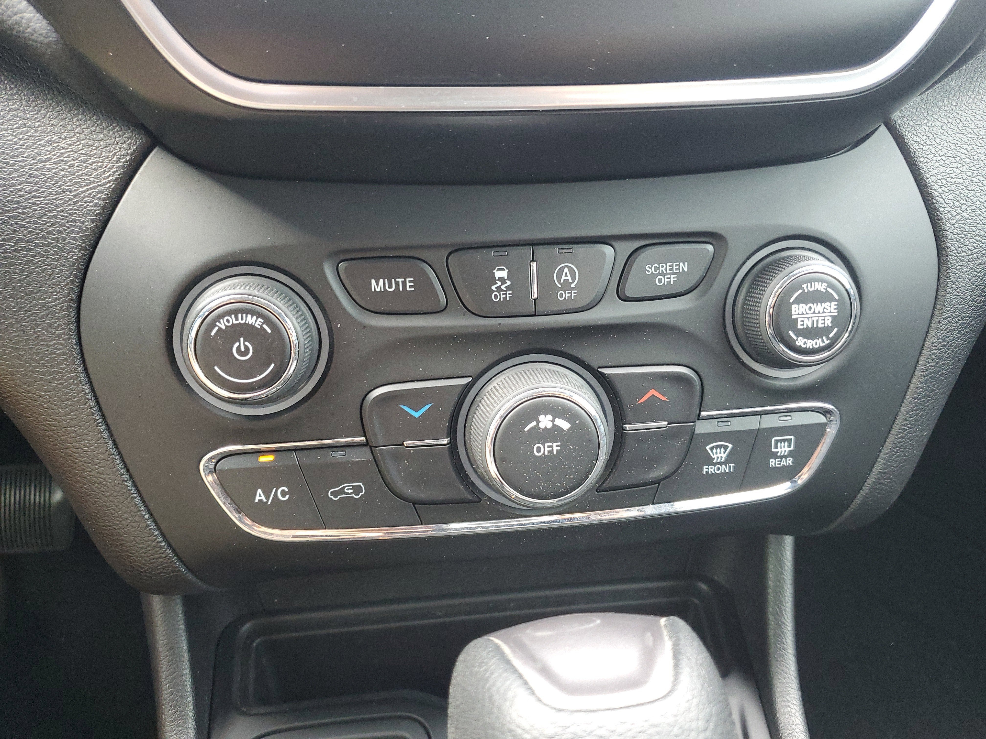 2021 Jeep Cherokee Latitude