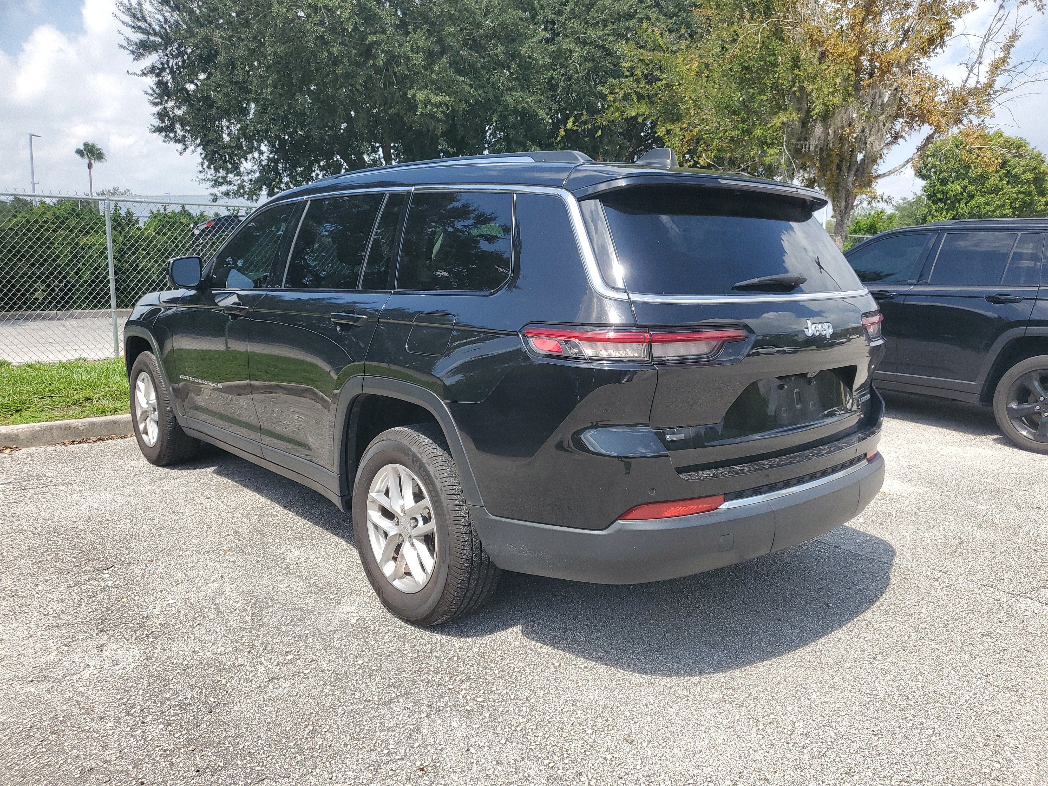 2021 Jeep Grand Cherokee L Laredo