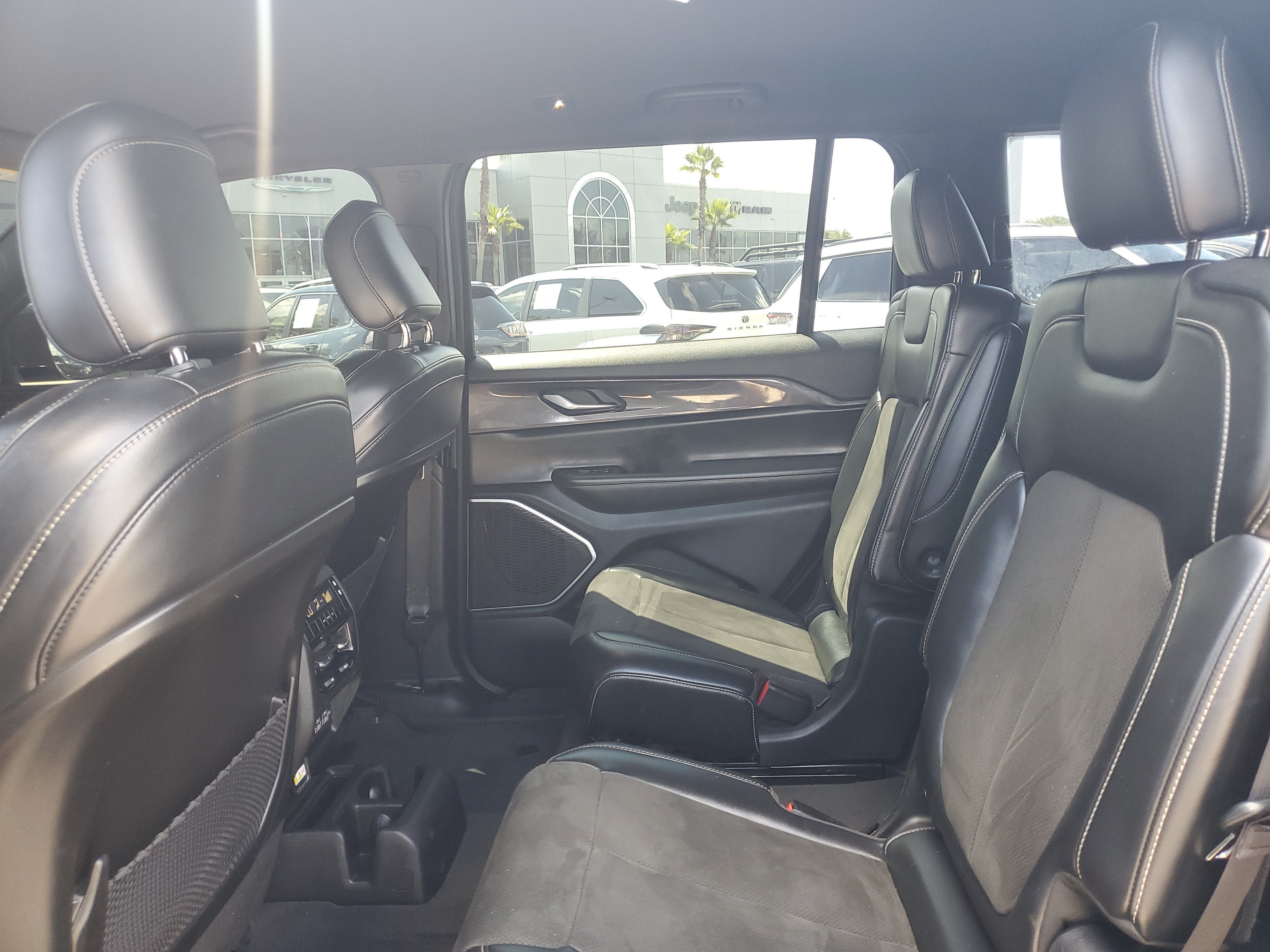 2021 Jeep Grand Cherokee L Altitude