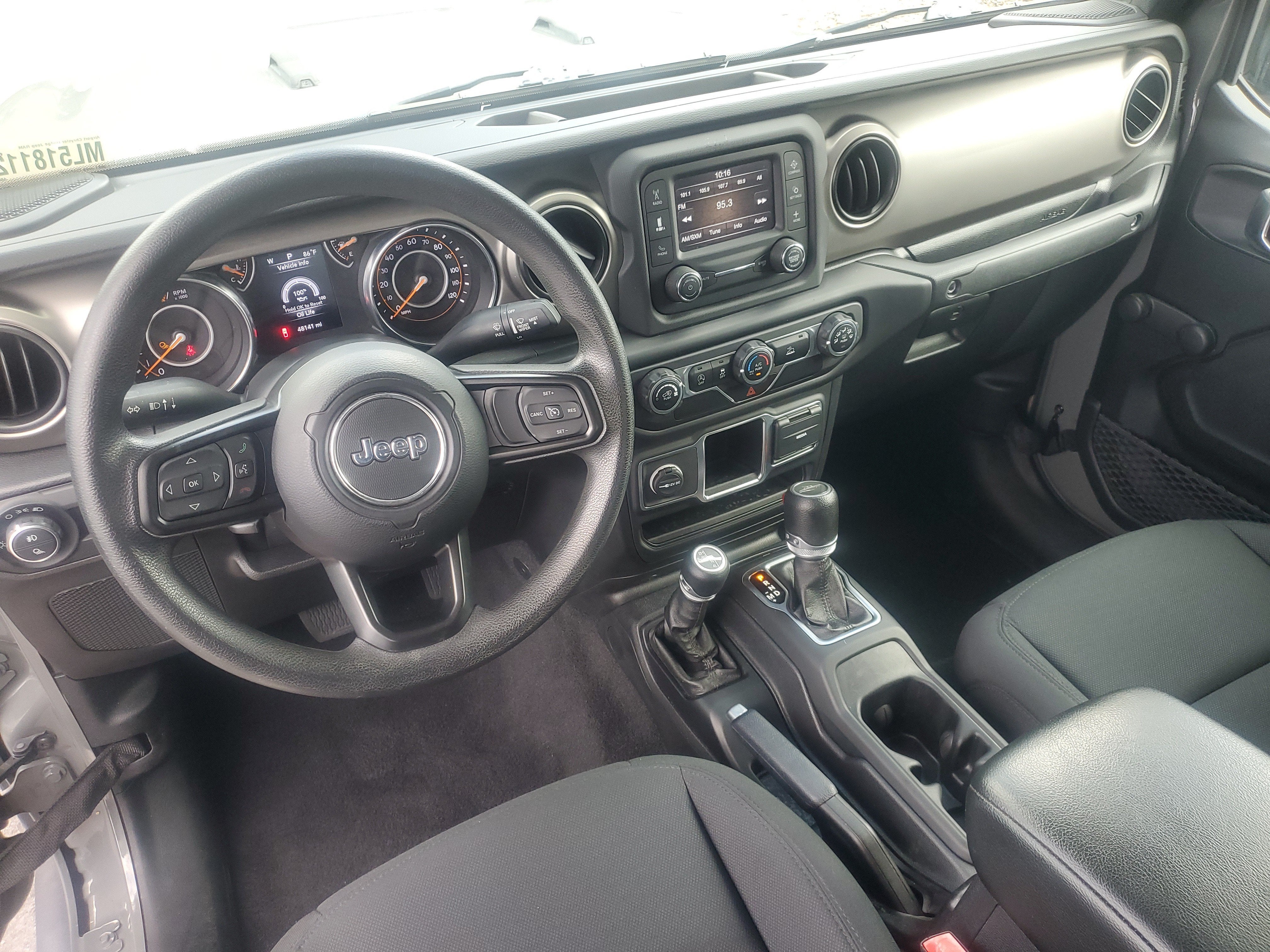 2021 Jeep Gladiator Willys Sport
