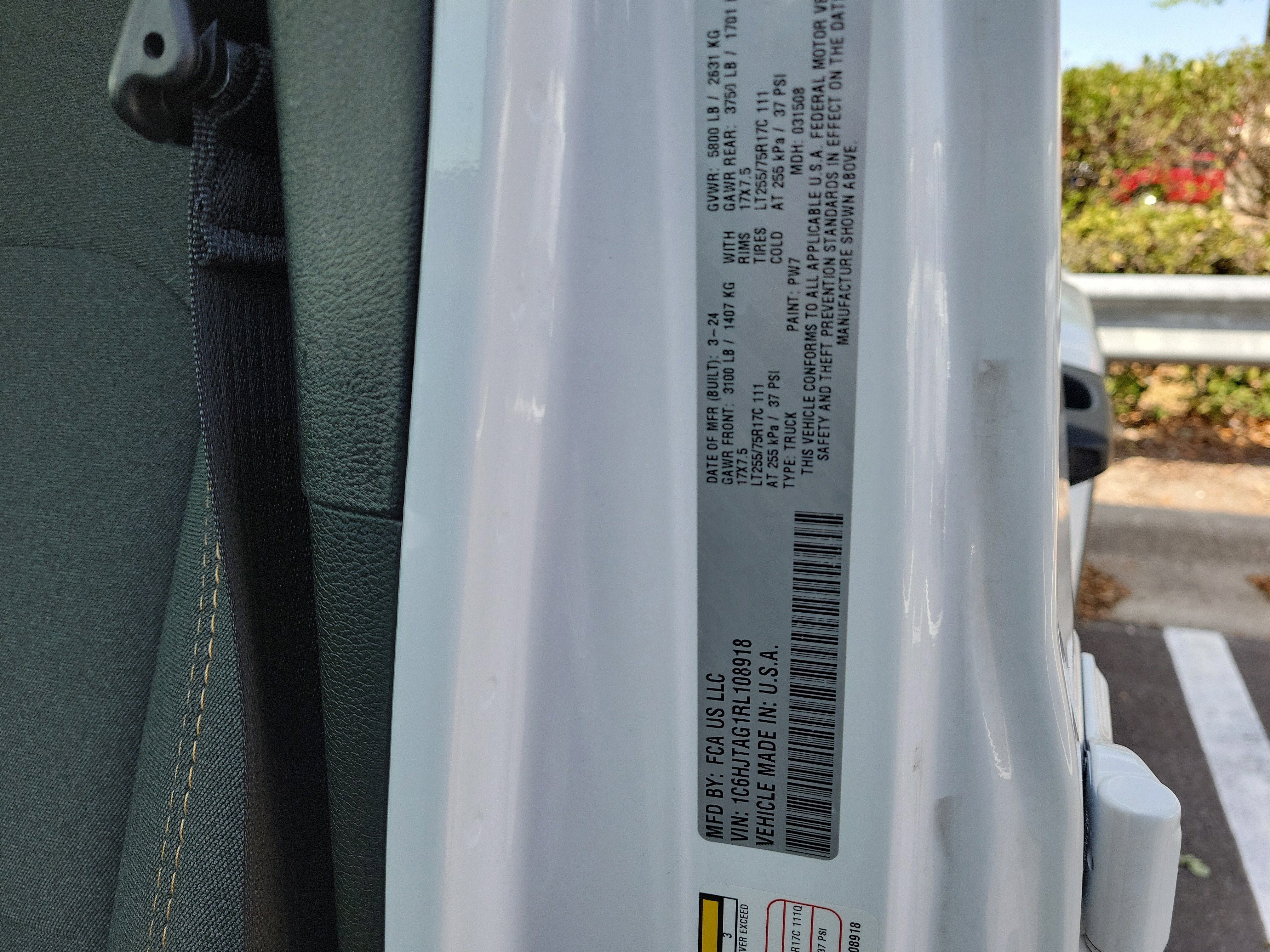 2024 Jeep Gladiator Willys