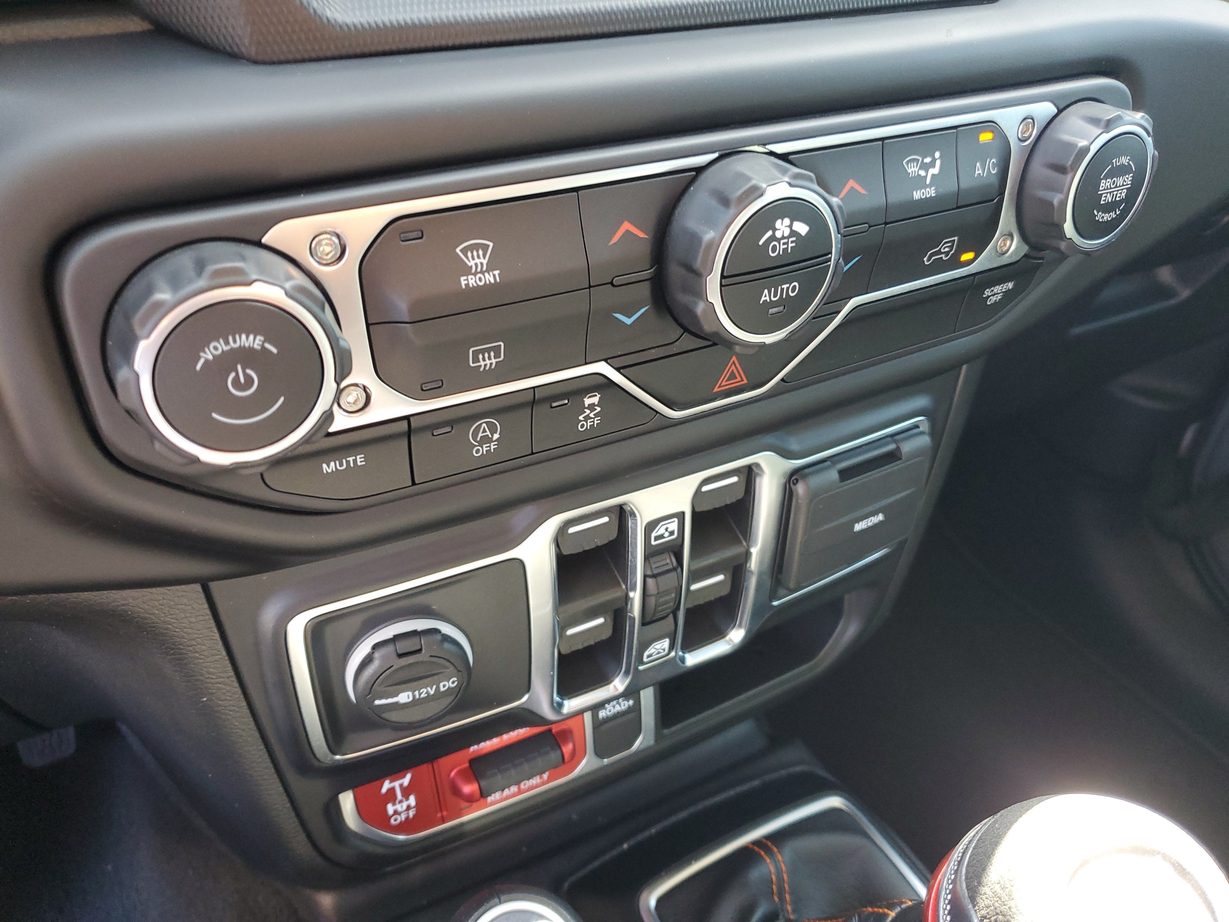2022 Jeep.b nnu8 Gladiator Mojave