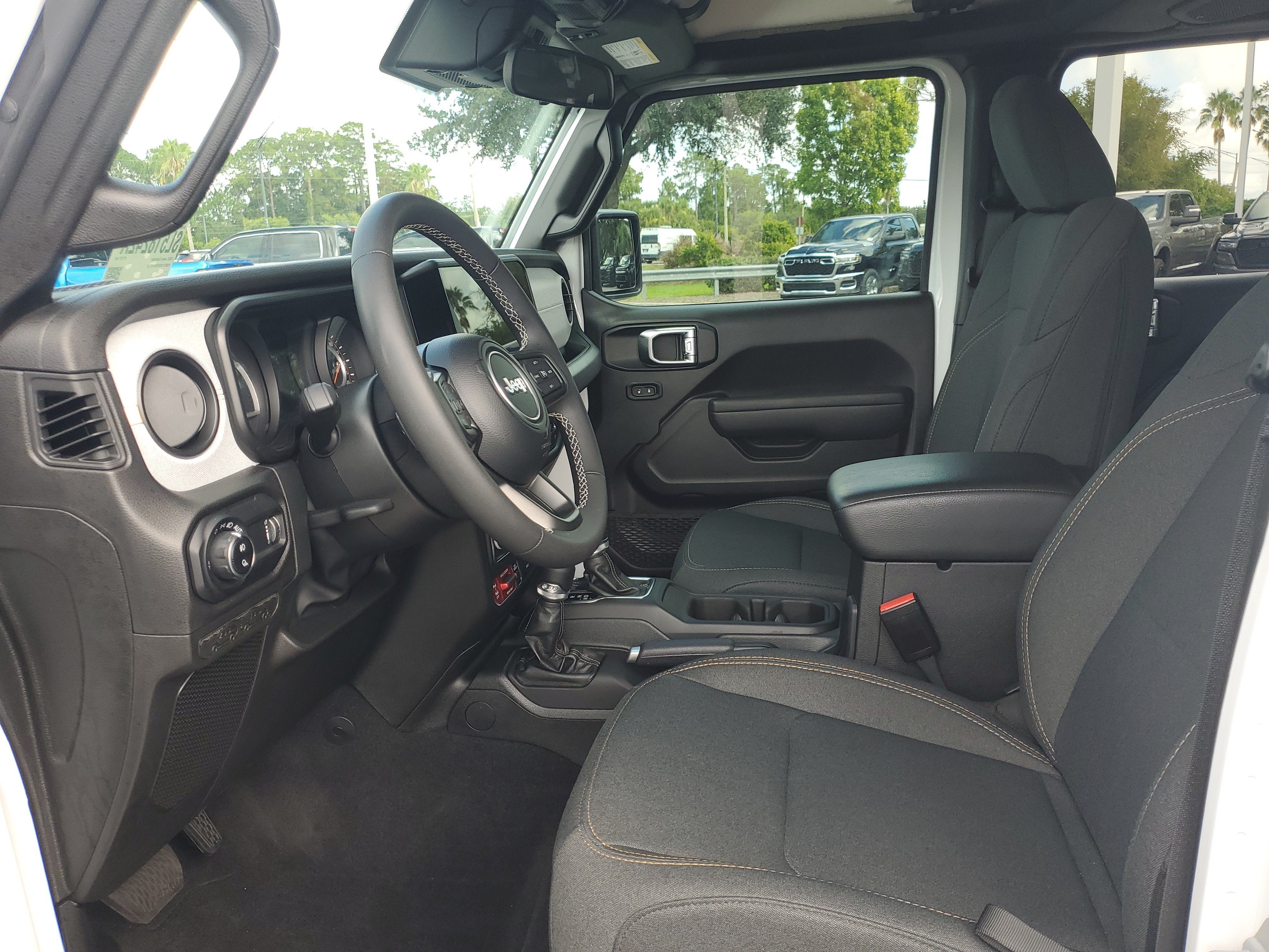 2025 Jeep Gladiator Willys