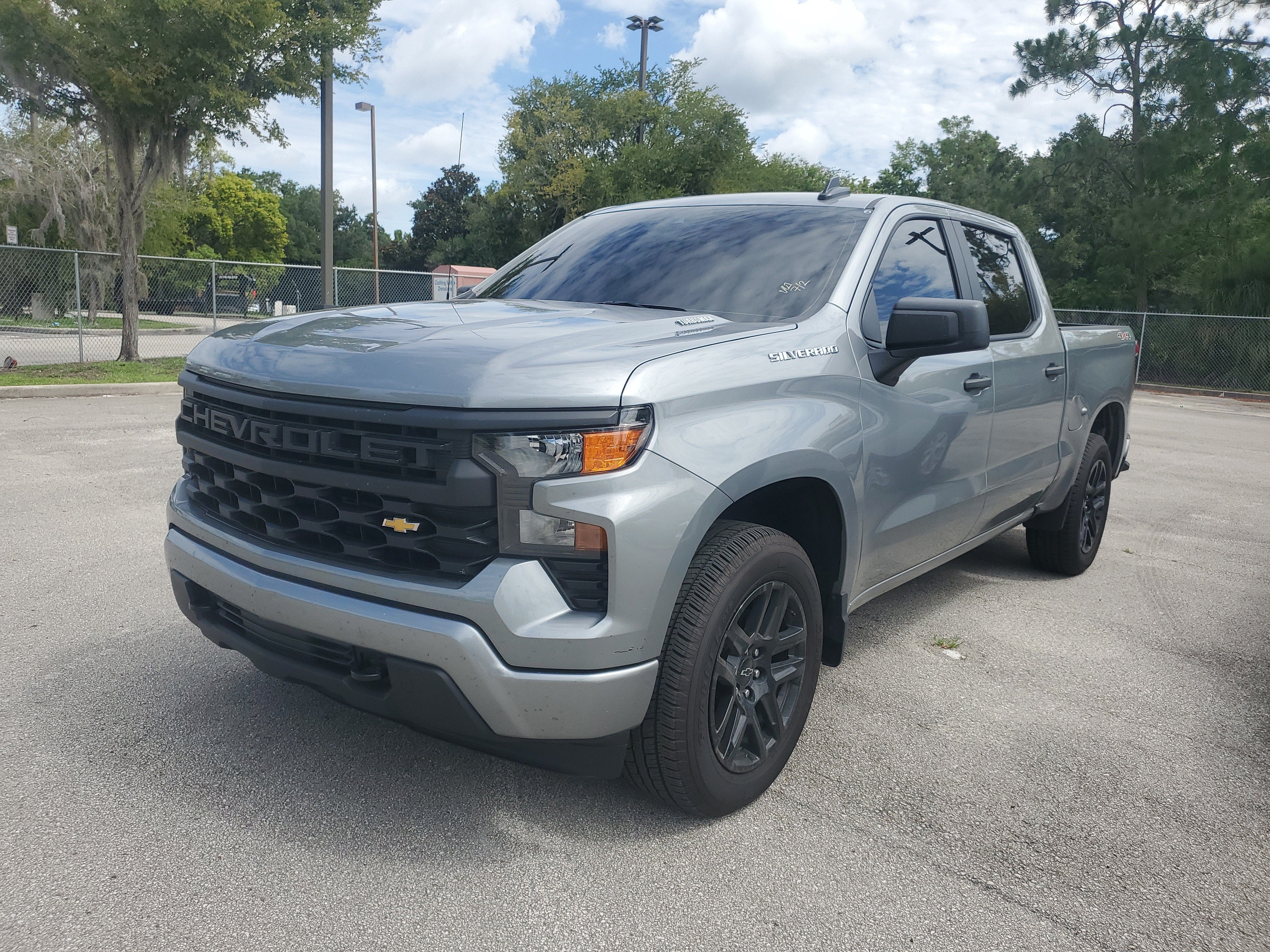 2025 Chevrolet Silverado 1500 Custom