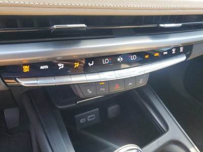 2024 Cadillac XT4 FWD Premium Luxury
