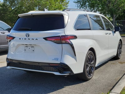 2023 Toyota Sienna XSE