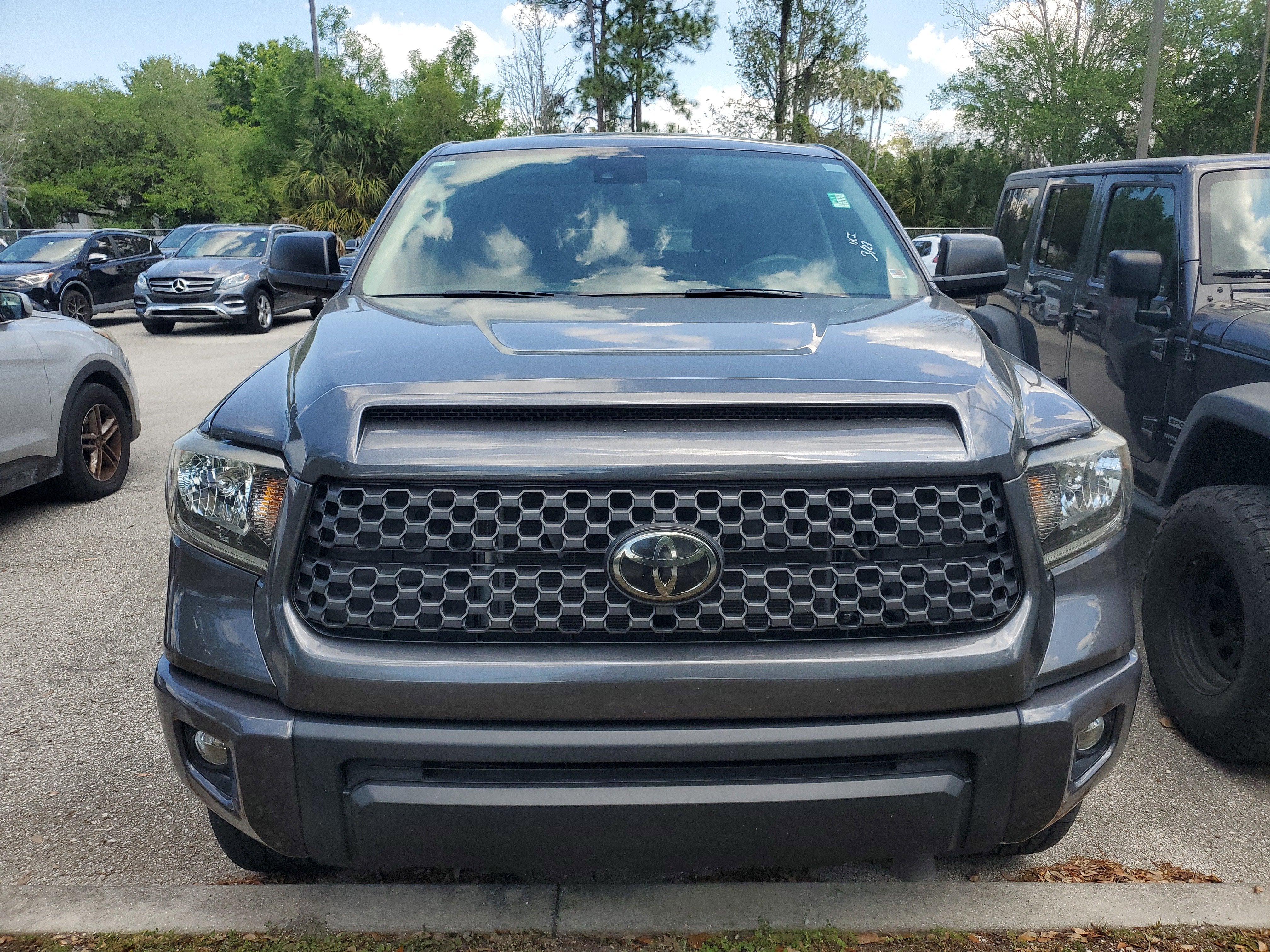 2020 Toyota Tundra 2WD SR5