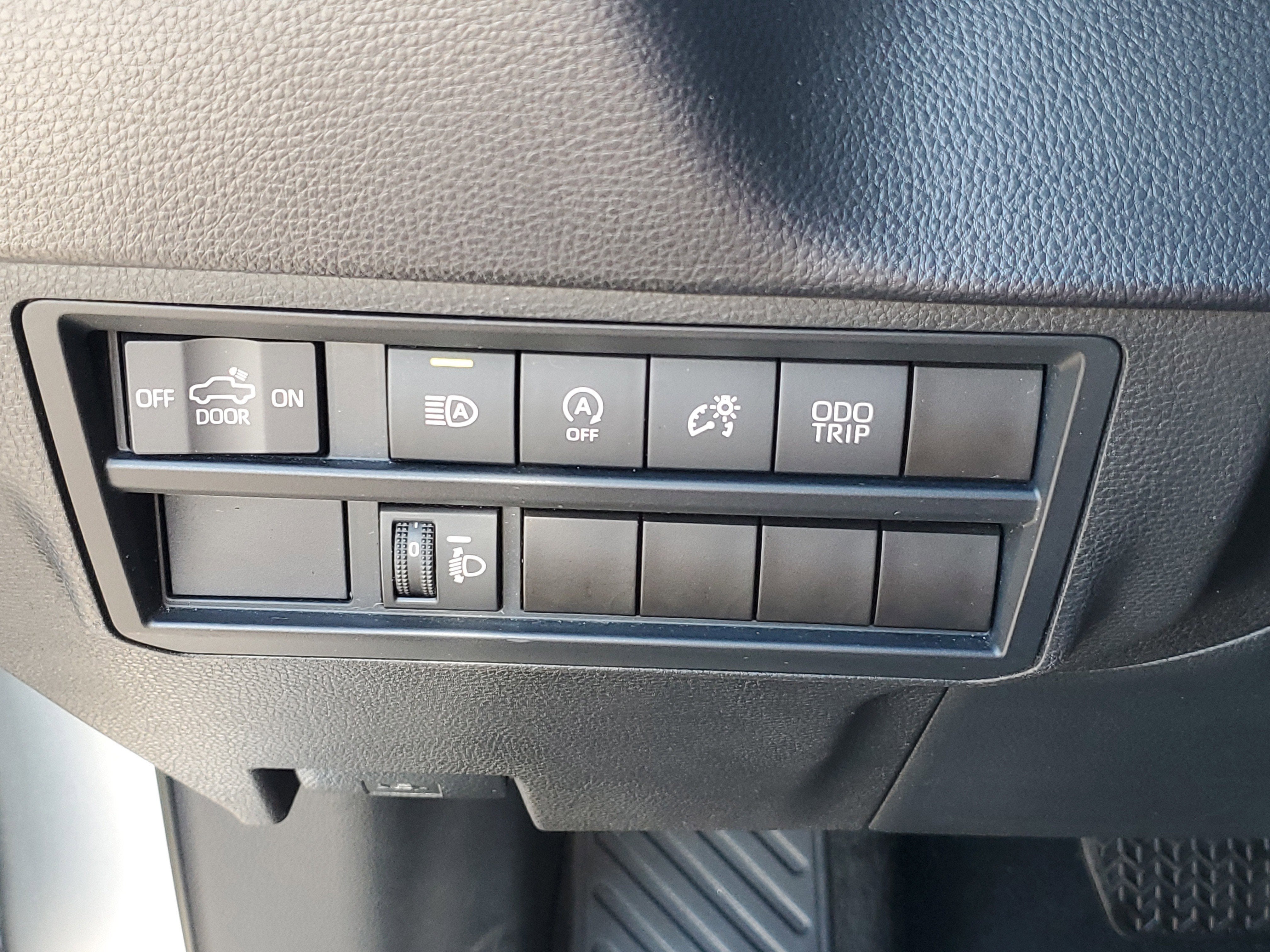 2022 Toyota Tundra 2WD SR5