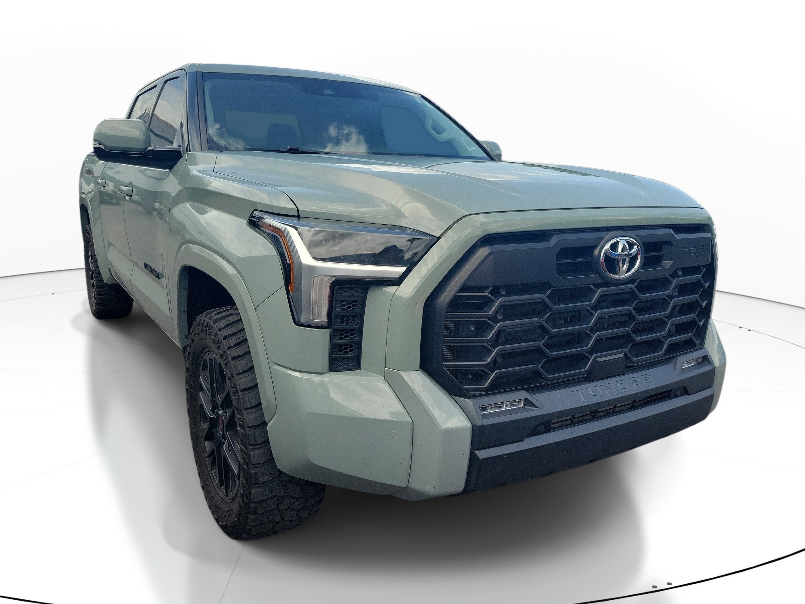 2022 Toyota Tundra 4WD SR5