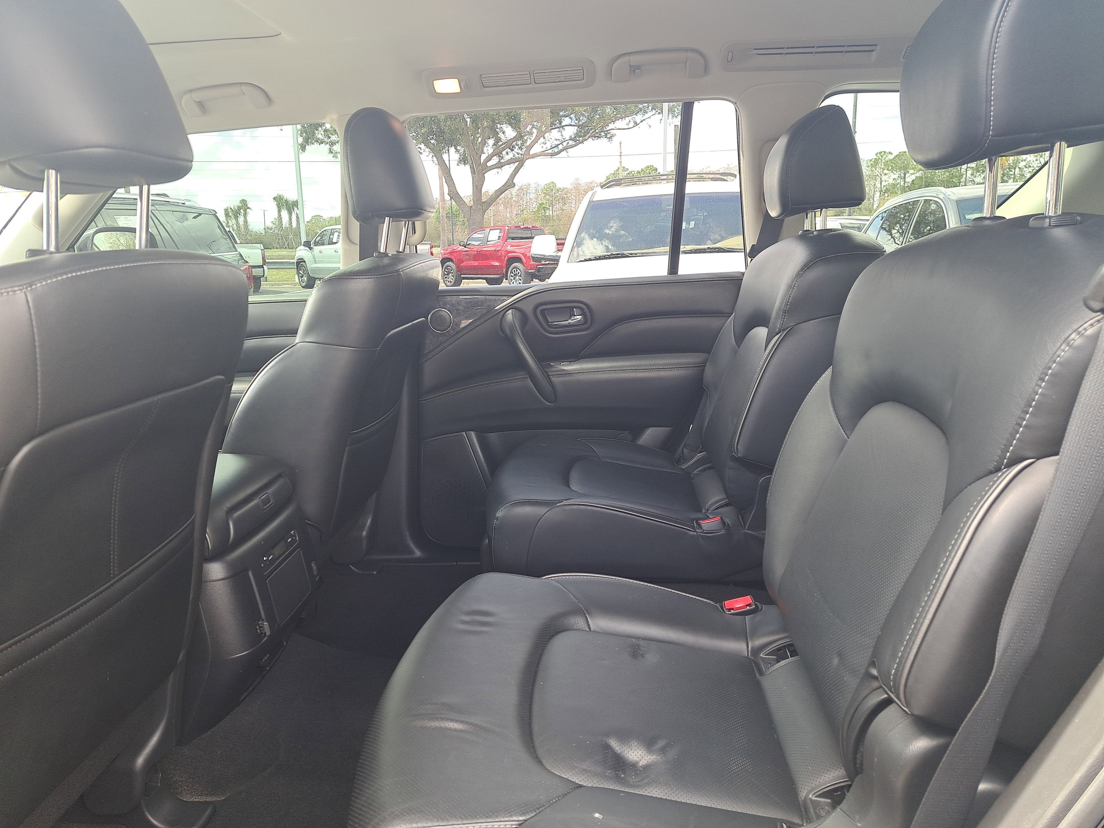 2021 INFINITI QX80 LUXE