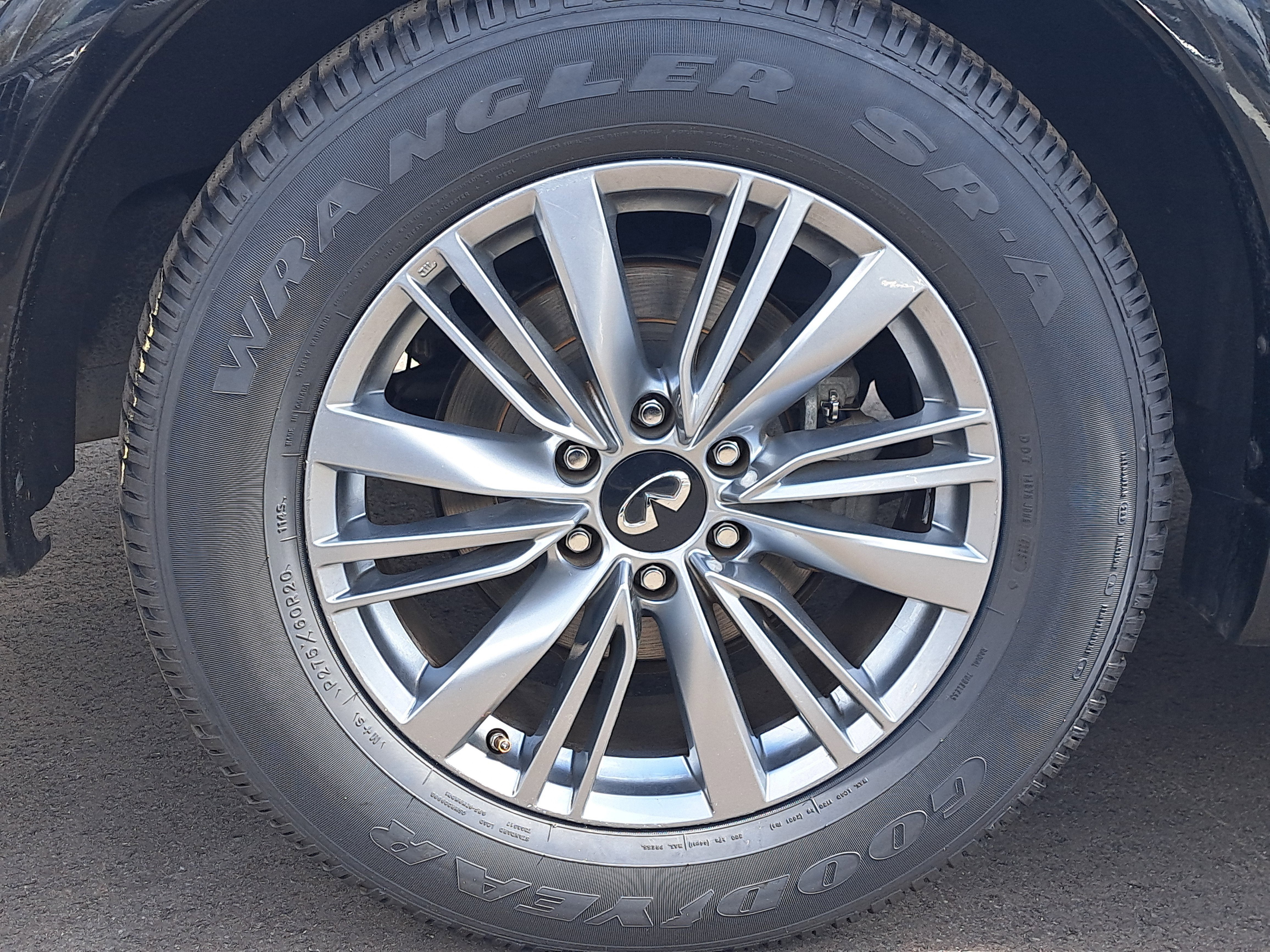 2021 INFINITI QX80 LUXE