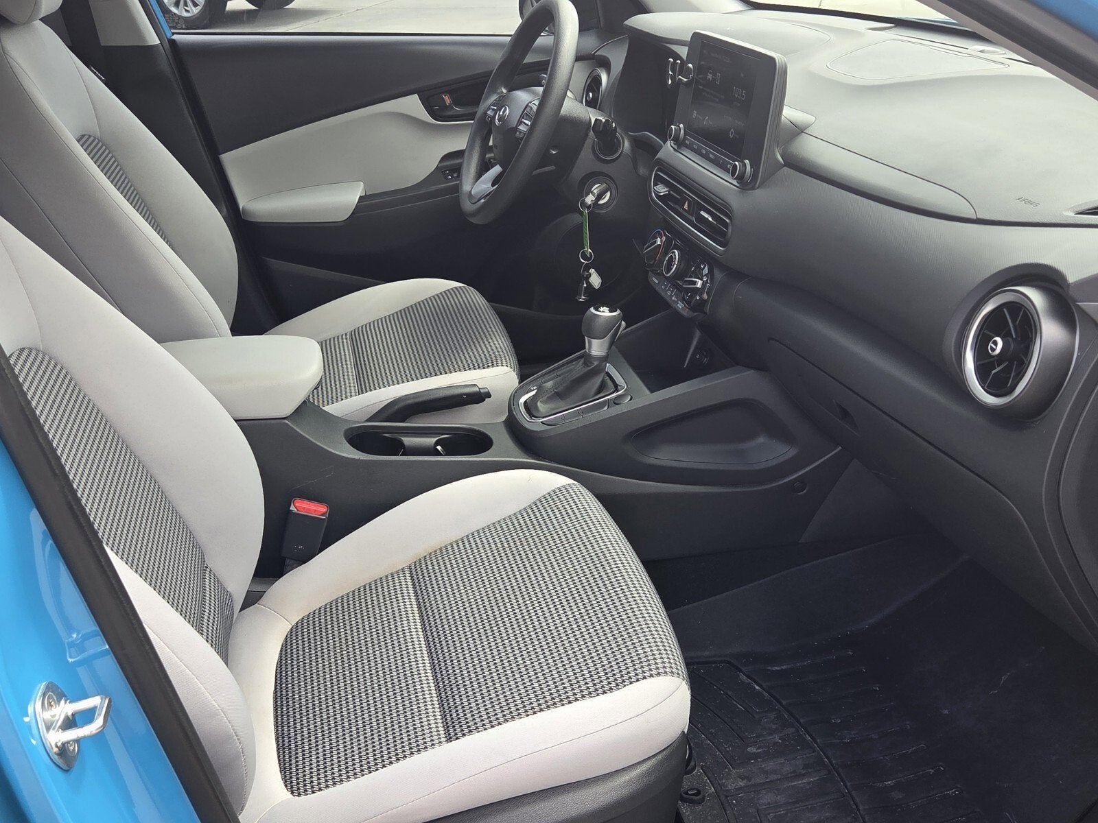 2022 Hyundai Kona SE