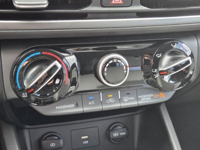 2022 Hyundai Kona SE