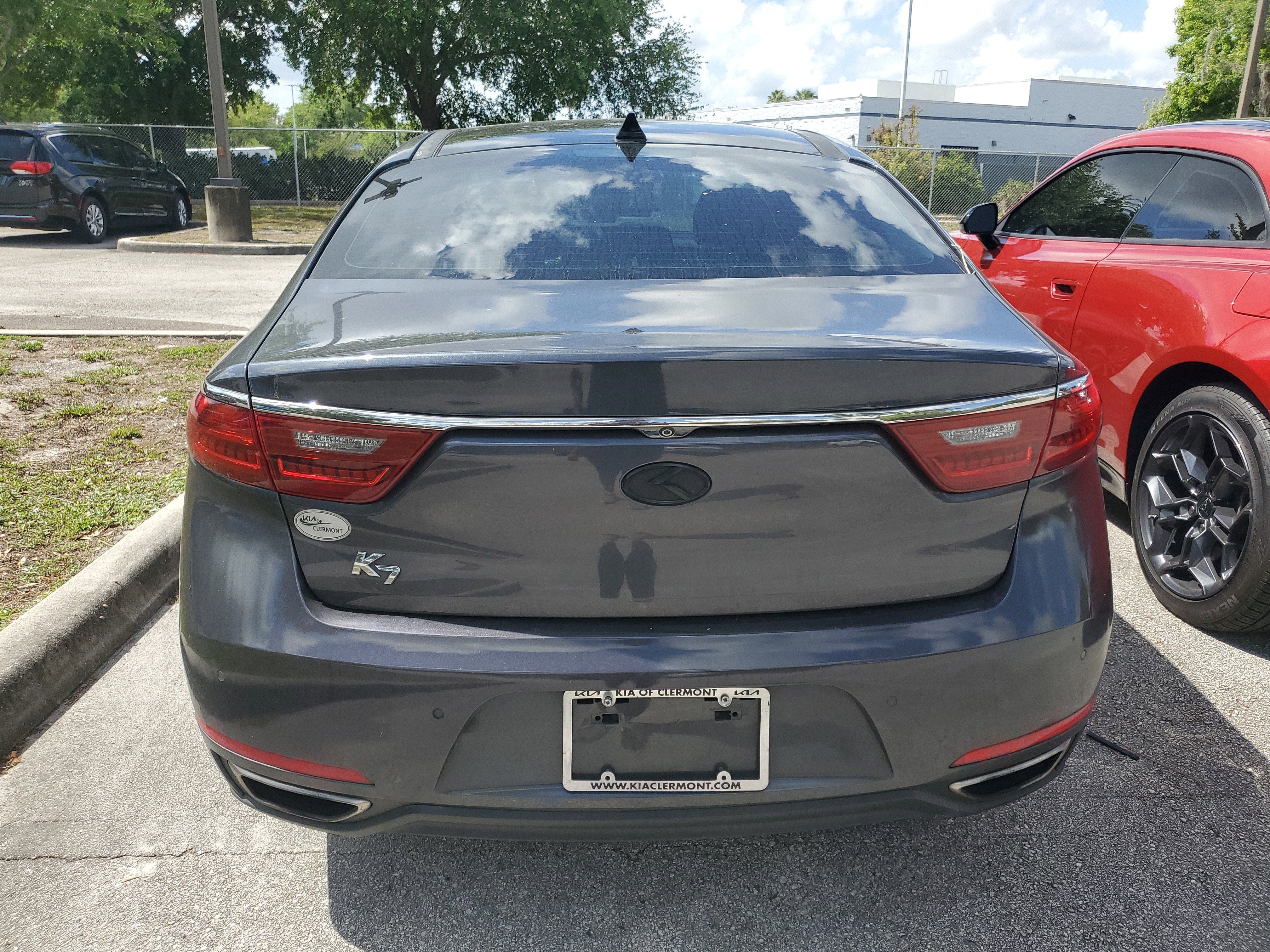 2017 Kia Cadenza Technology