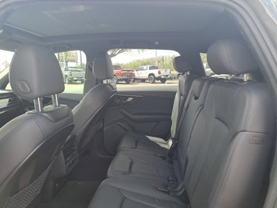 2022 Audi Q7 Premium