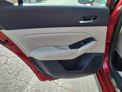 2022 Nissan Altima 2.5 SL