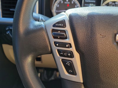 2017 Nissan Titan SV