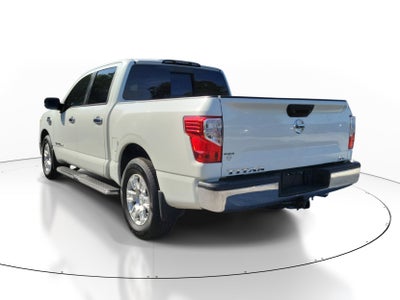 2017 Nissan Titan SV
