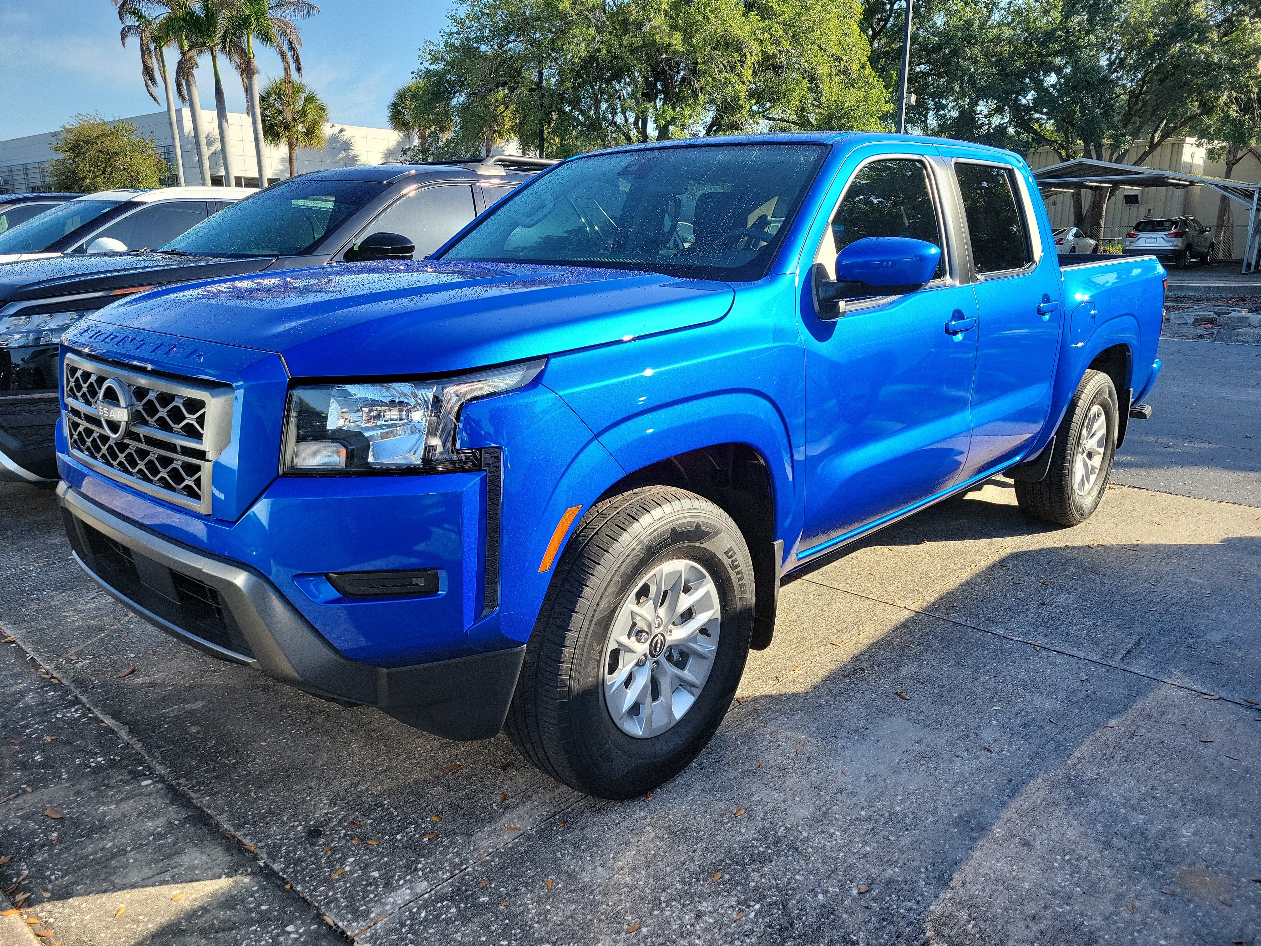 2024 Nissan Frontier SV