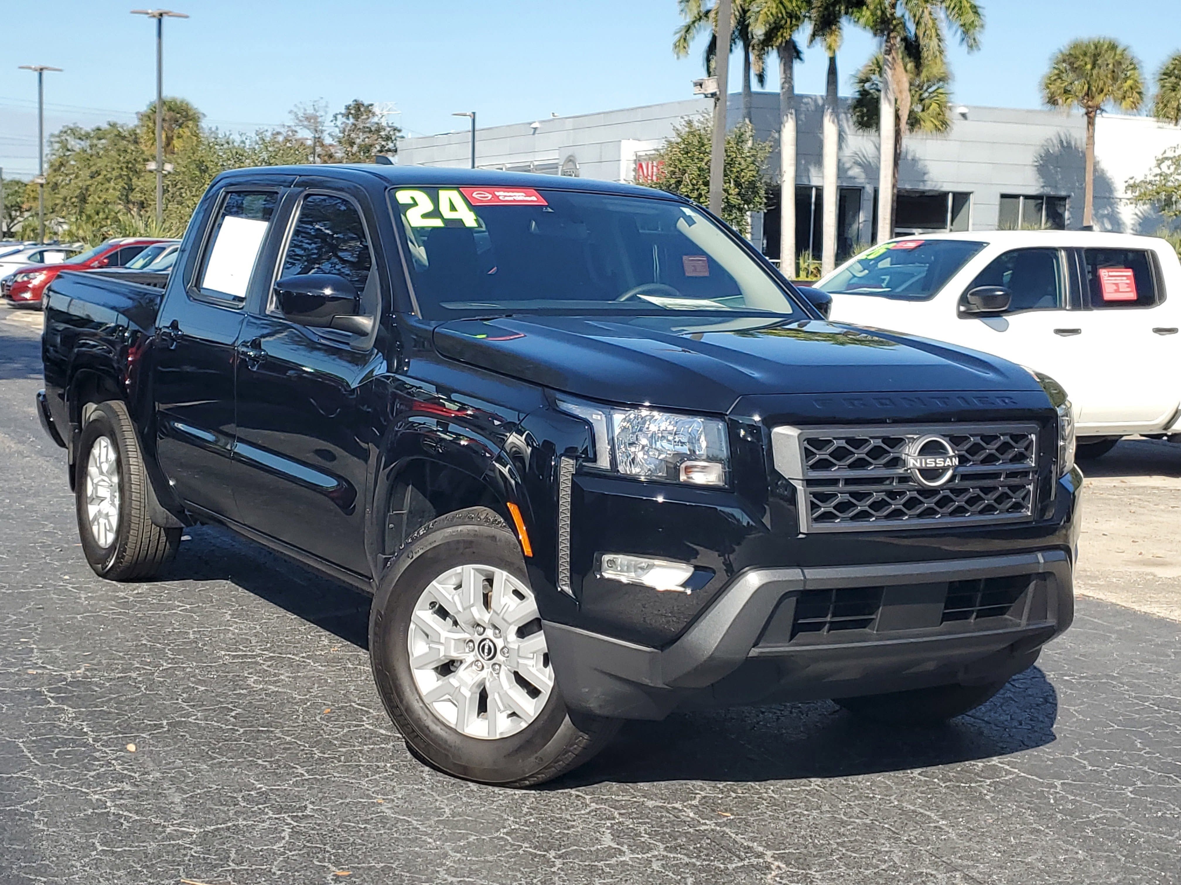 2024 Nissan Frontier SV