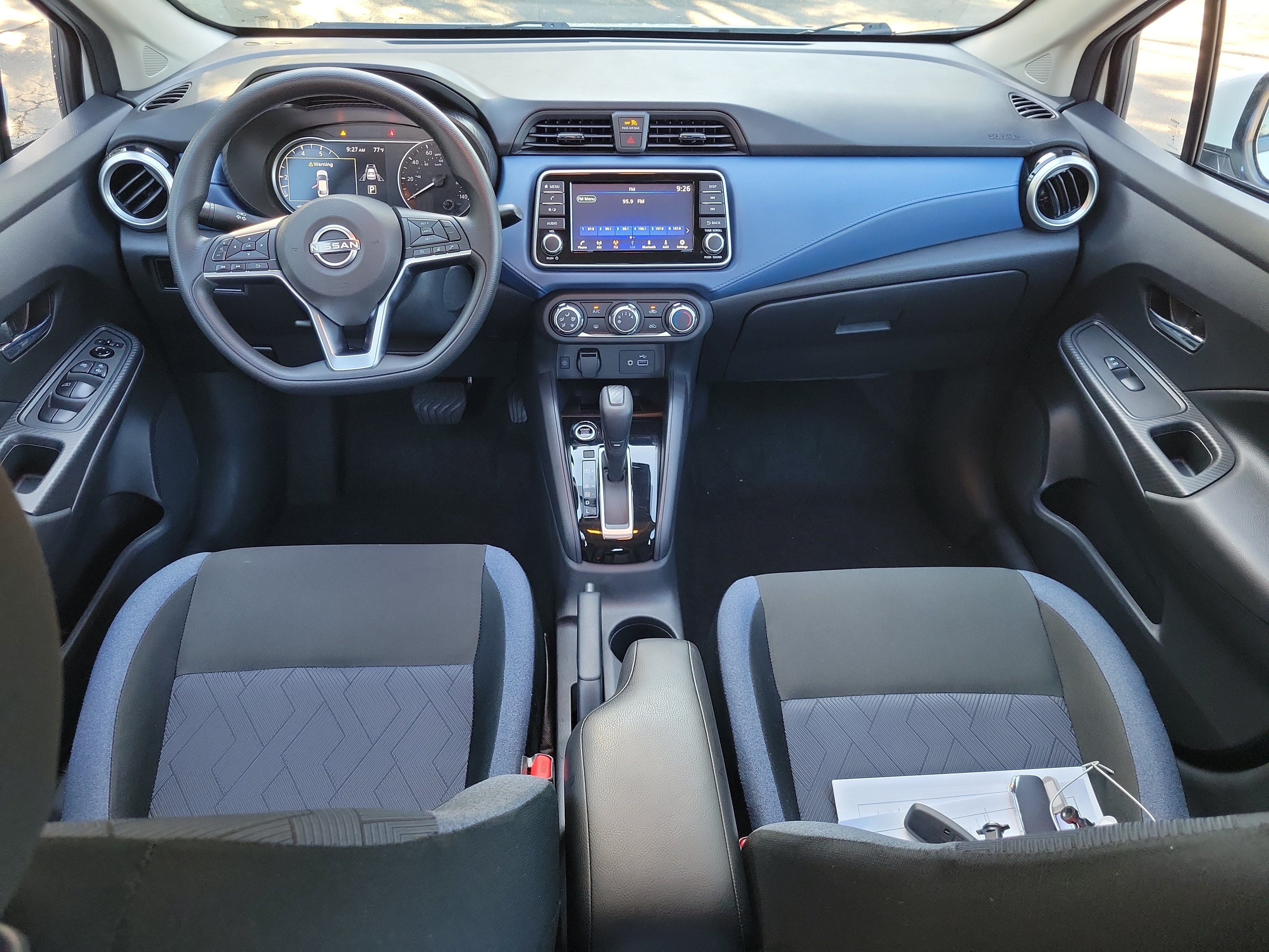 2025 Nissan Versa SV