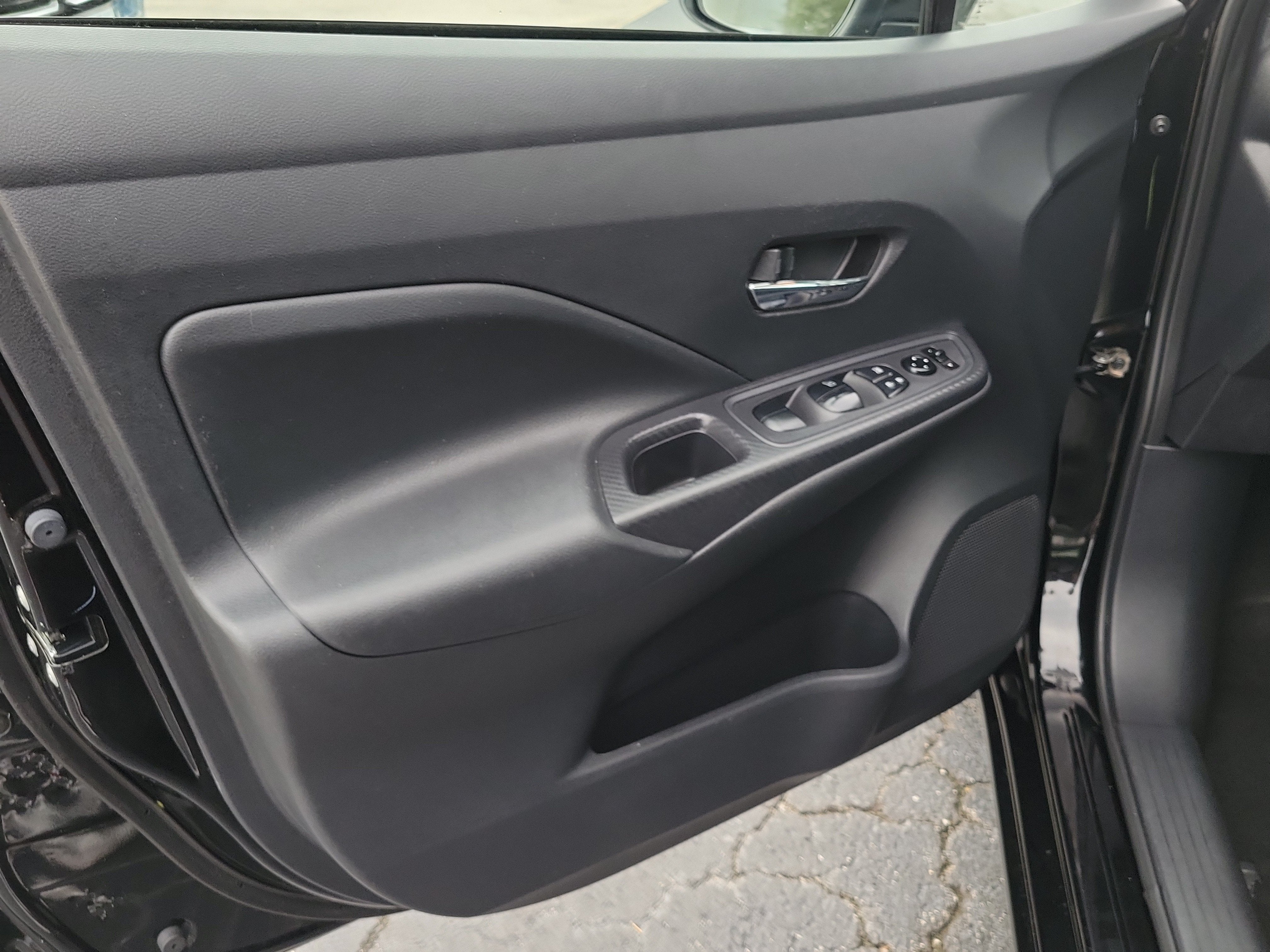 2024 Nissan Versa SV