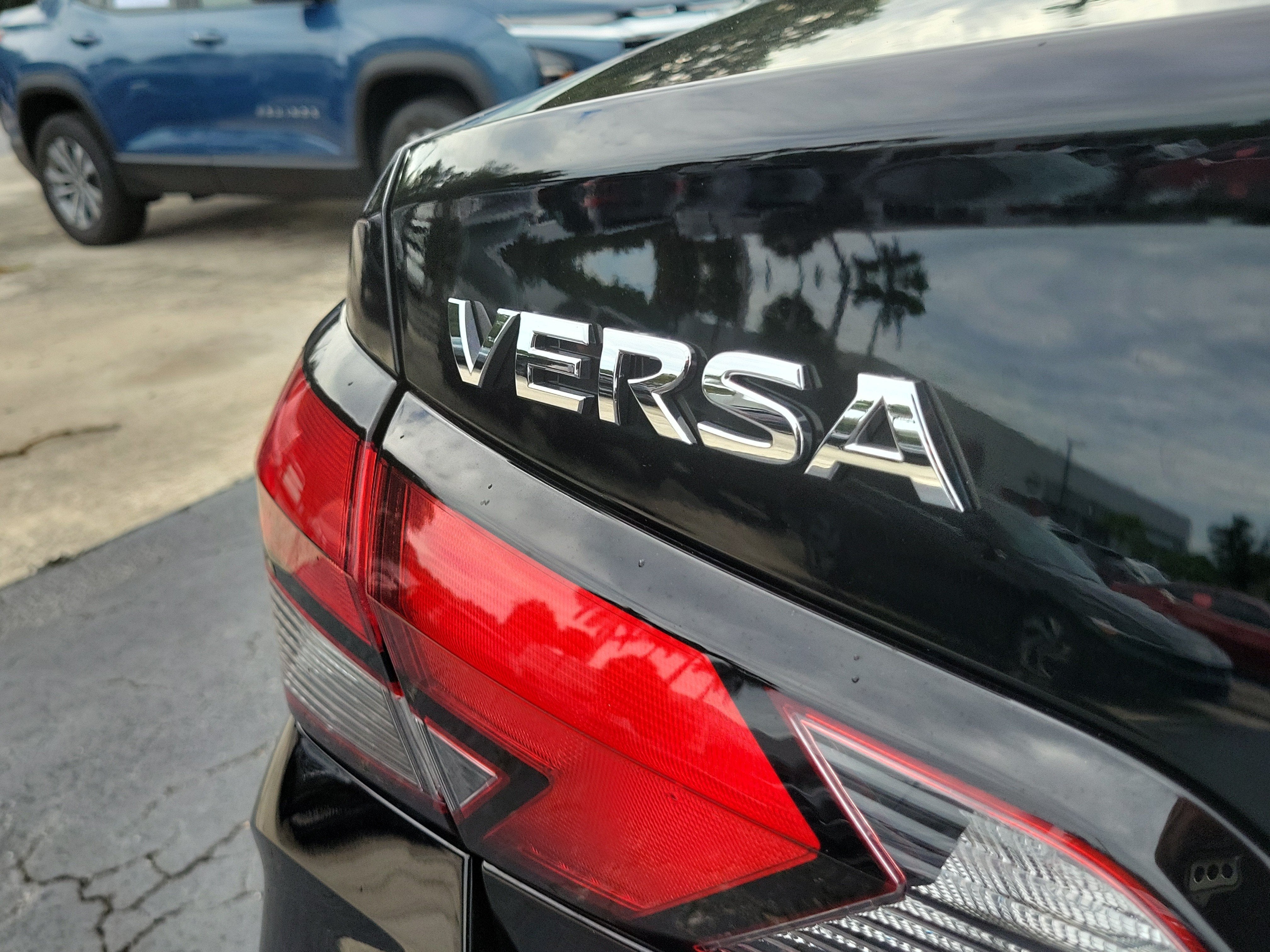 2024 Nissan Versa SV