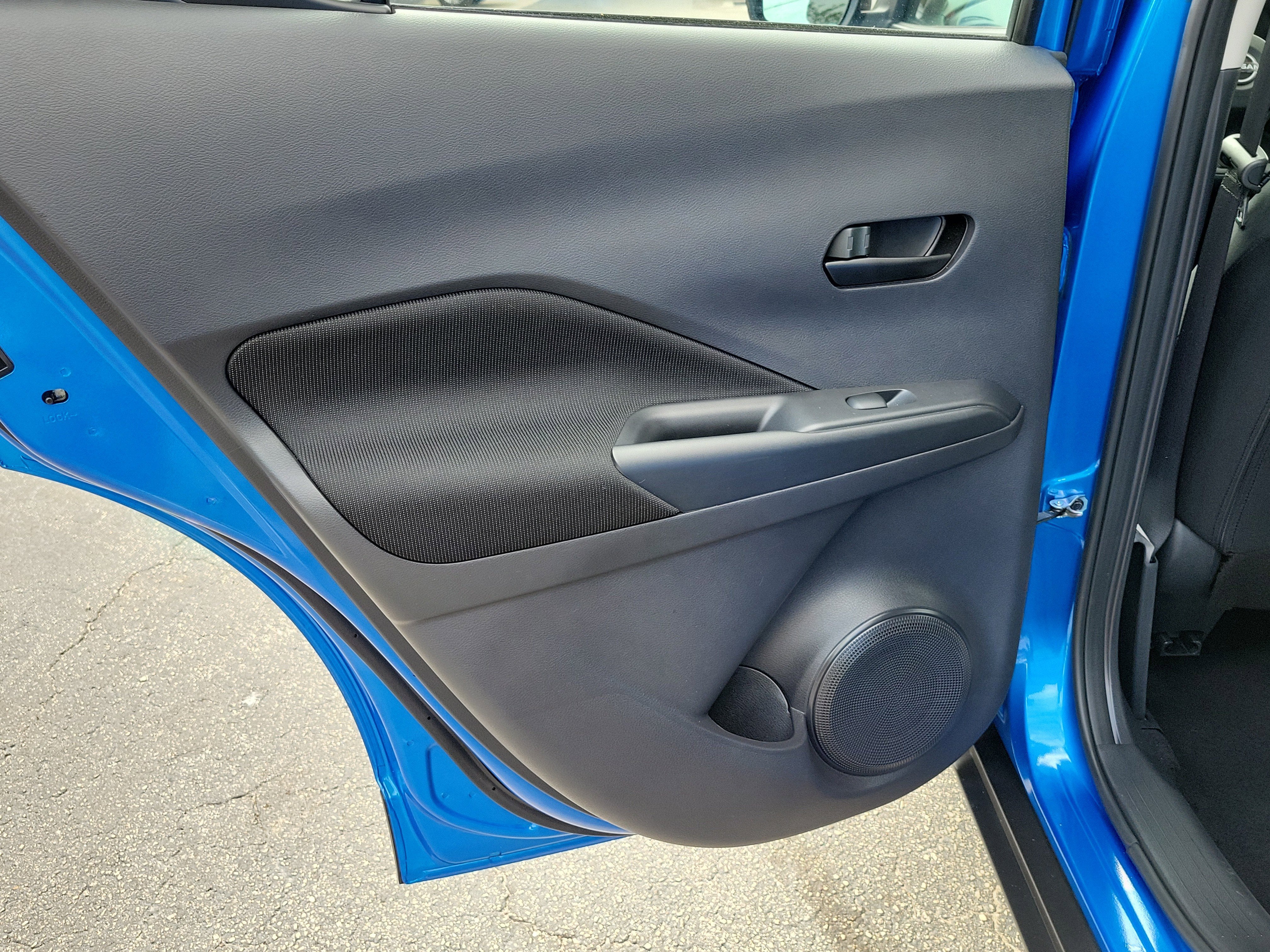 2024 Nissan Kicks S