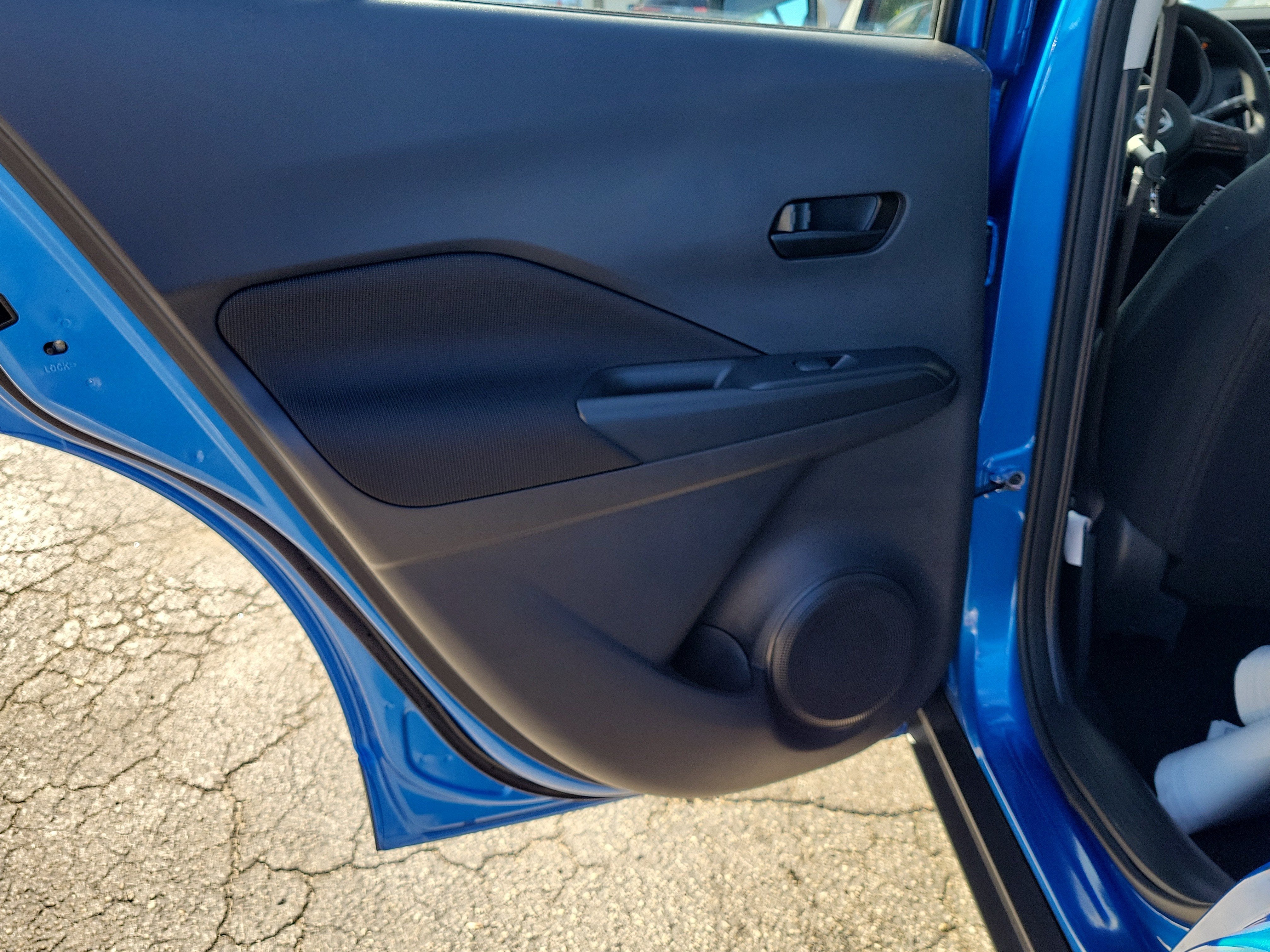 2024 Nissan Kicks S