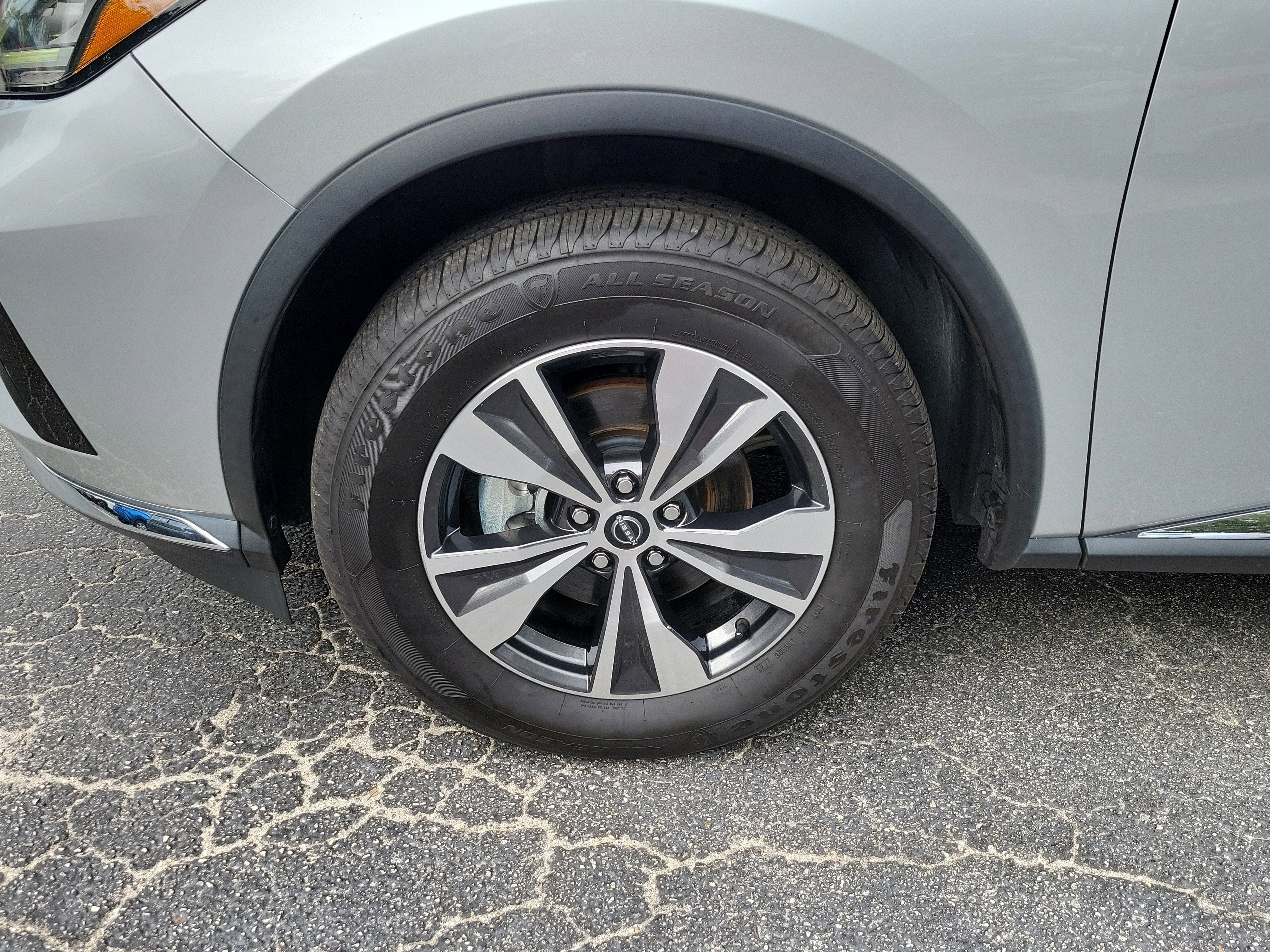2023 Nissan Murano SV
