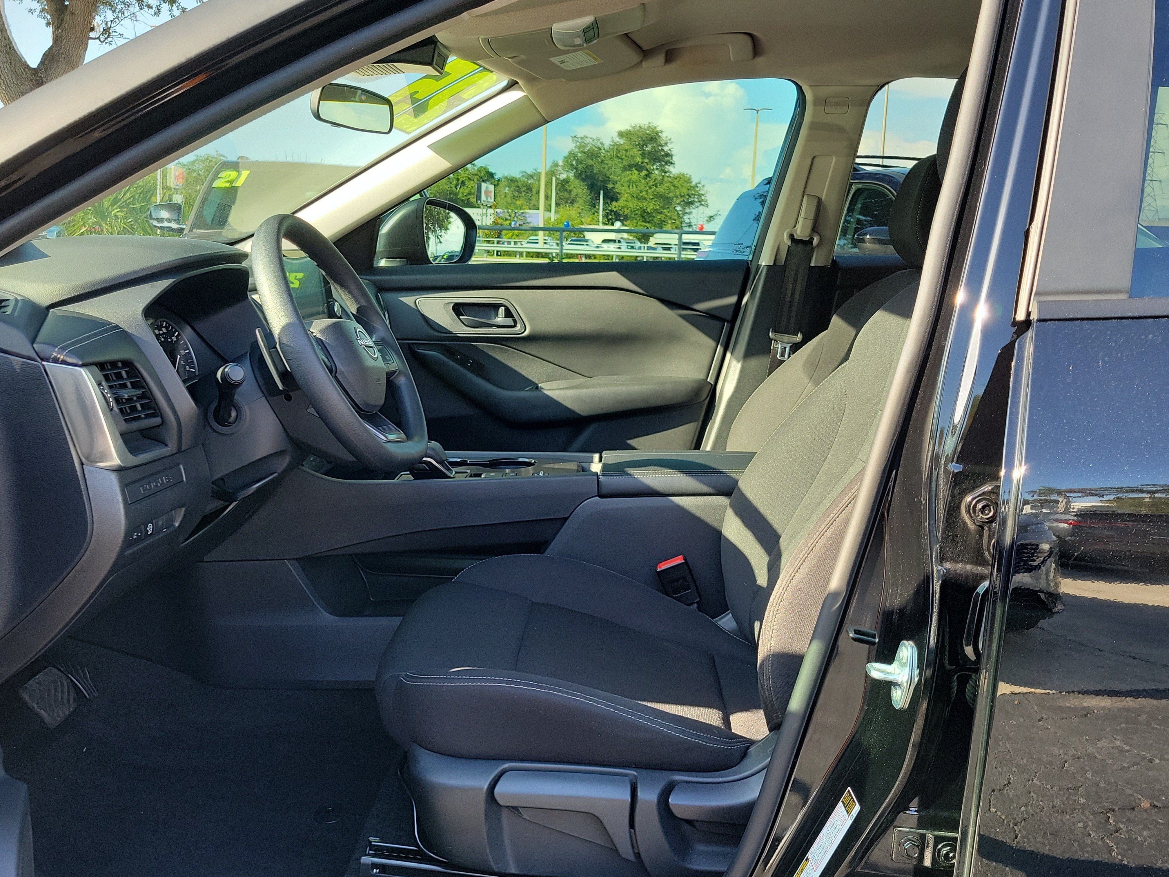 2025 Nissan Rogue S
