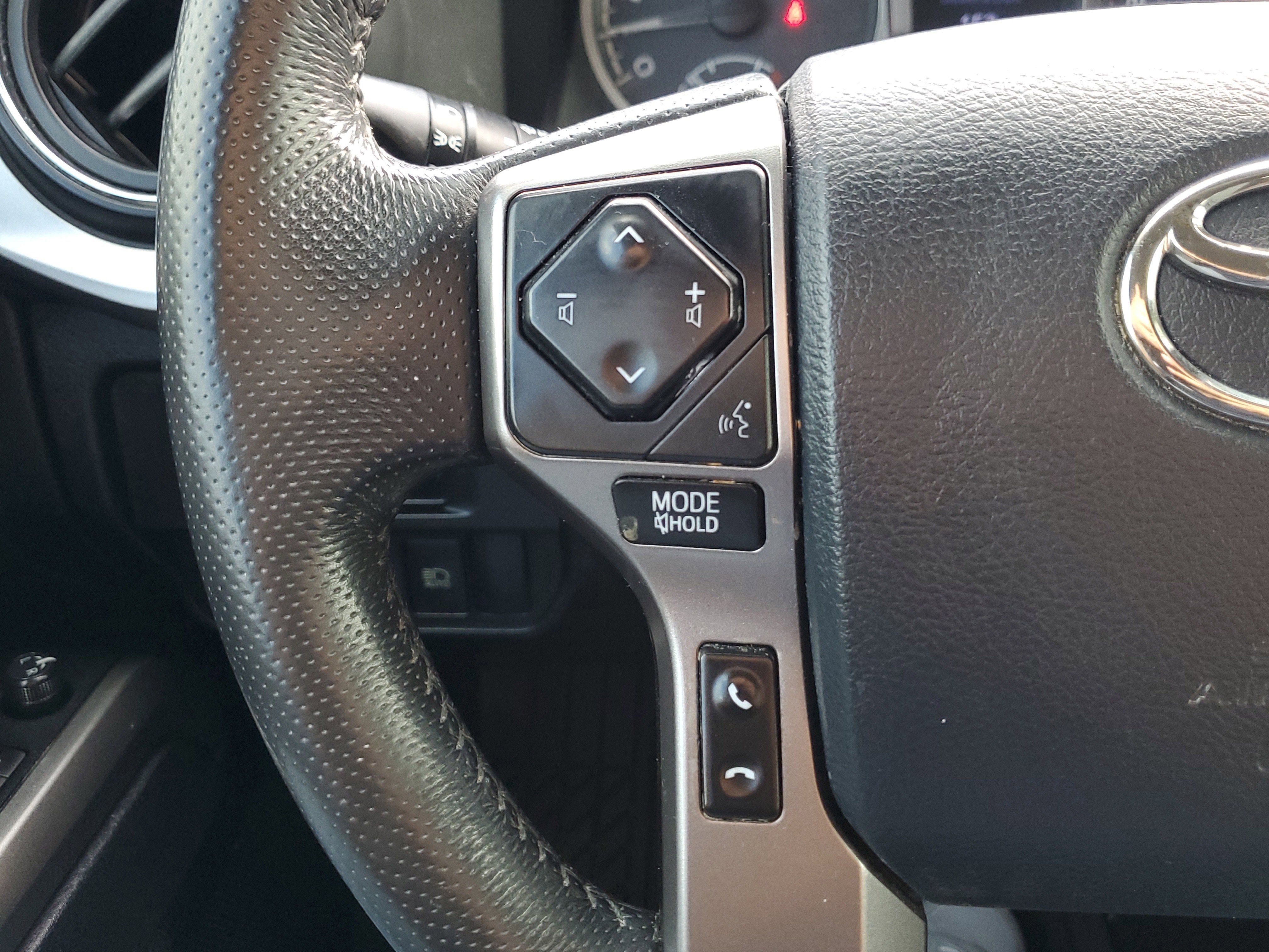 2019 Toyota Tacoma 2WD SR5