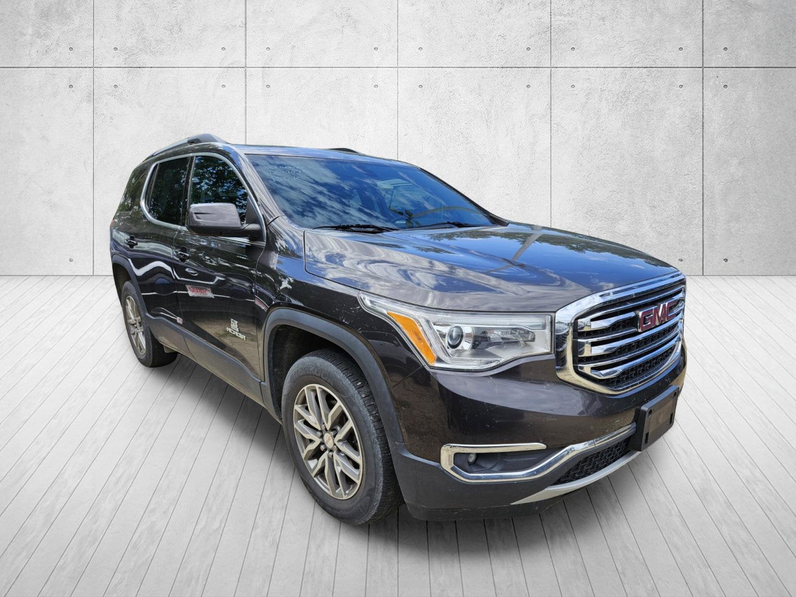 Used 2018 GMC Acadia SLE-2 with VIN 1GKKNSLS2JZ170736 for sale in Fayetteville, NC