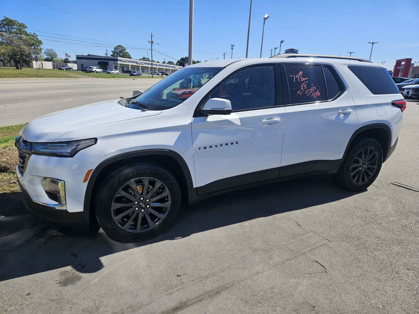 2023 Chevrolet Traverse RS