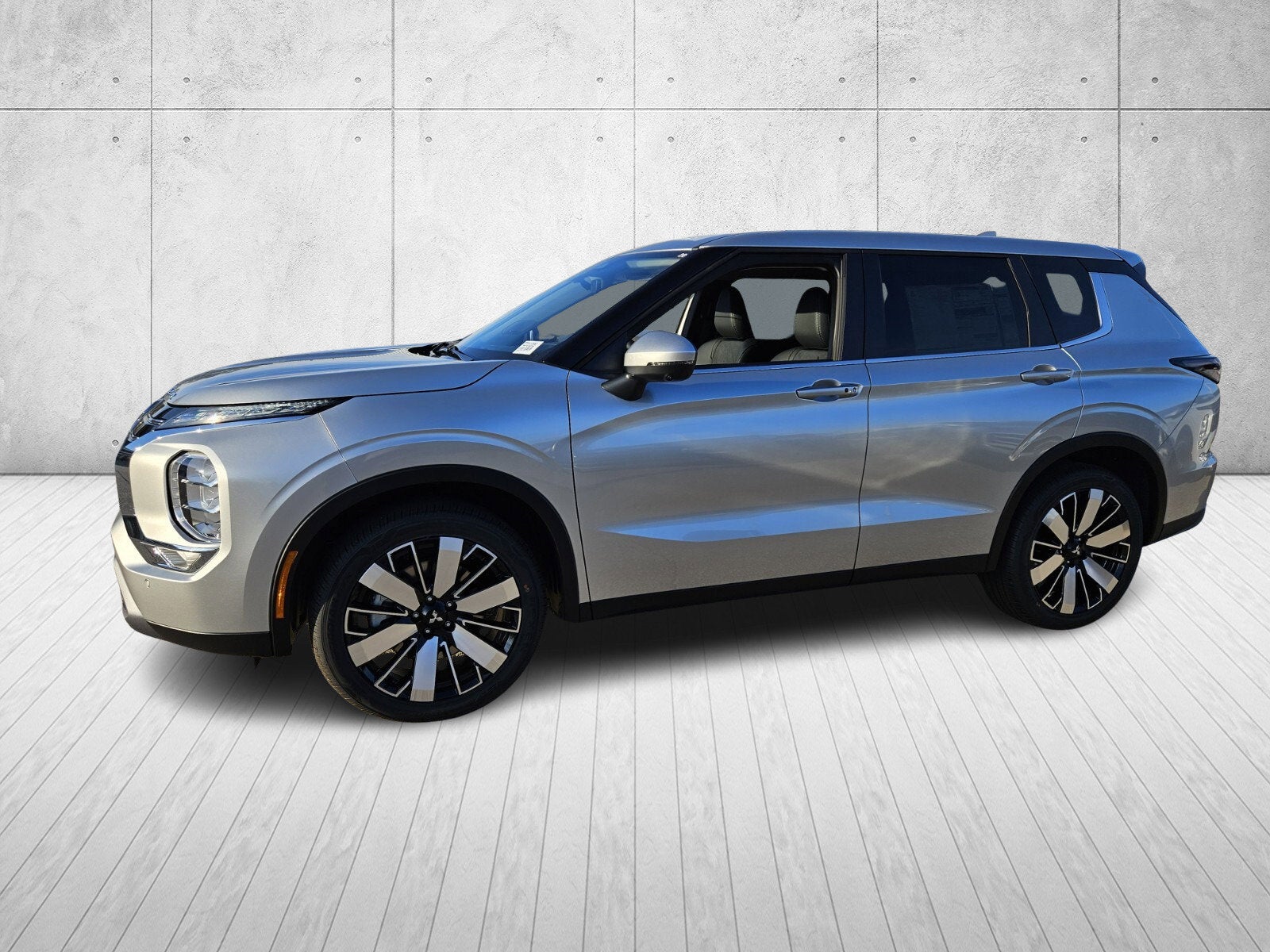 2026 Mitsubishi Outlander Base