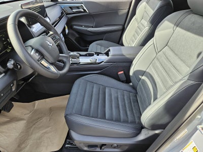 2026 Mitsubishi Outlander SE