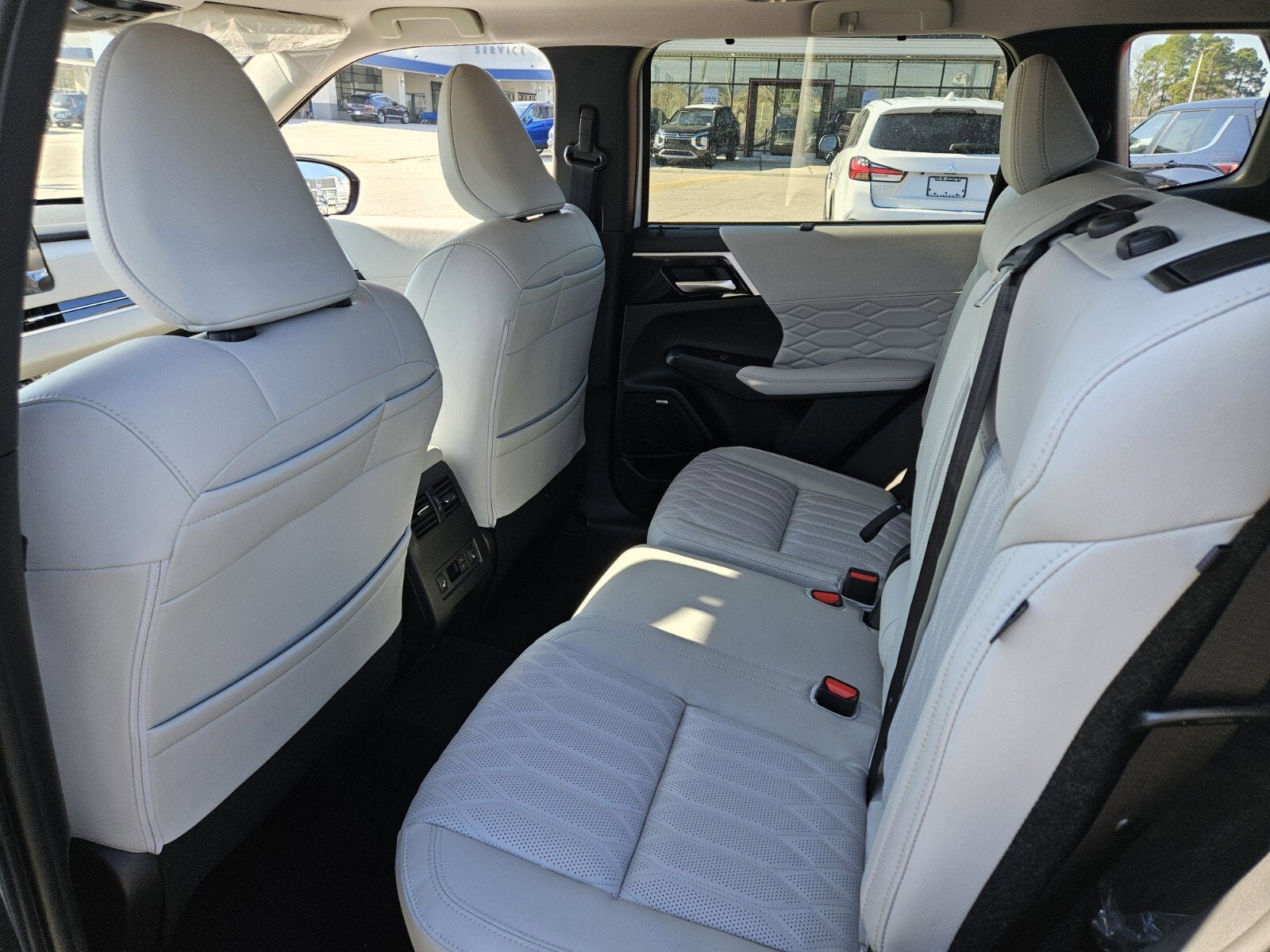 2026 Mitsubishi Outlander SEL