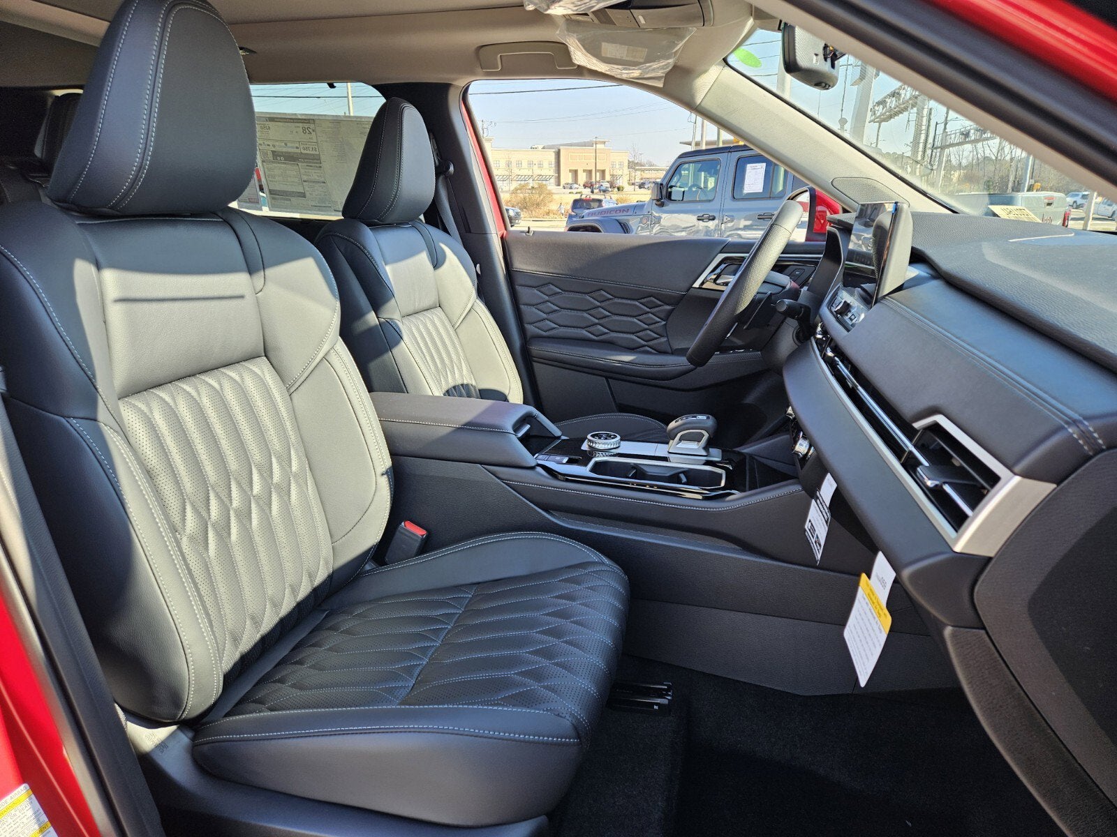 2026 Mitsubishi Outlander SEL