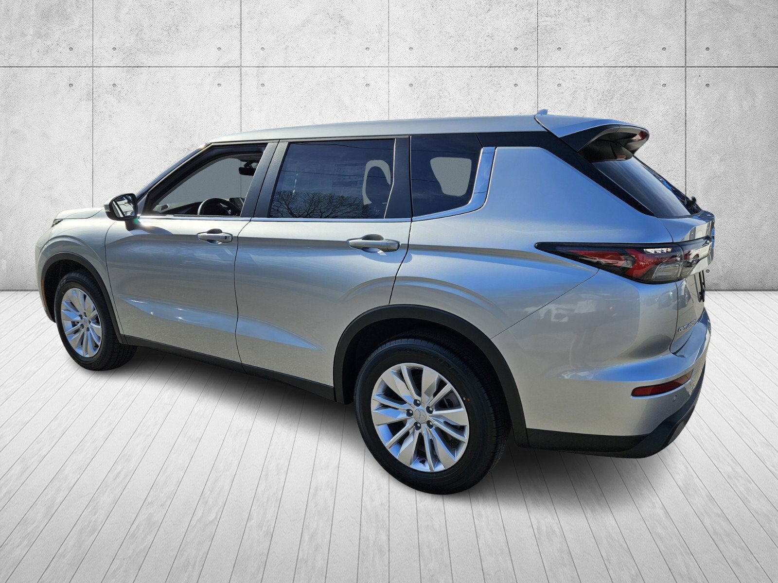 2026 Mitsubishi Outlander ES