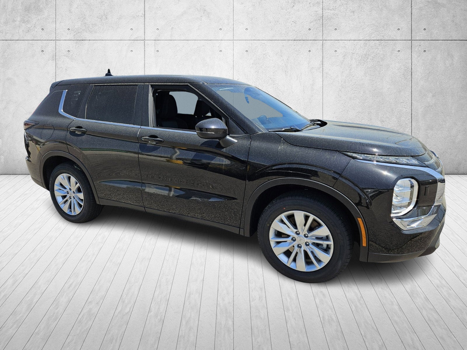 2026 Mitsubishi Outlander ES