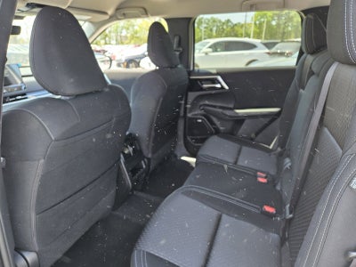 2026 Mitsubishi Outlander ES