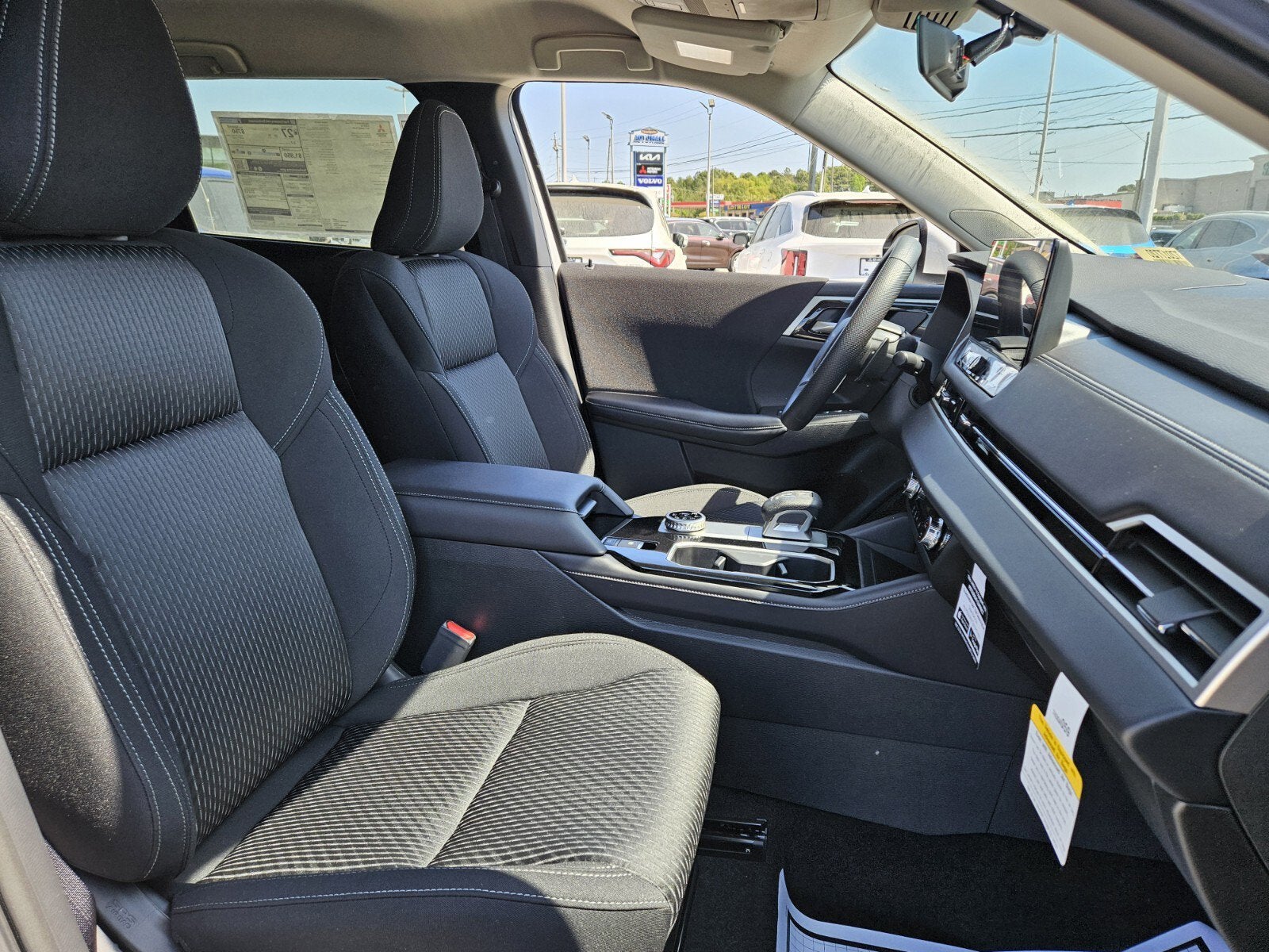 2026 Mitsubishi Outlander ES