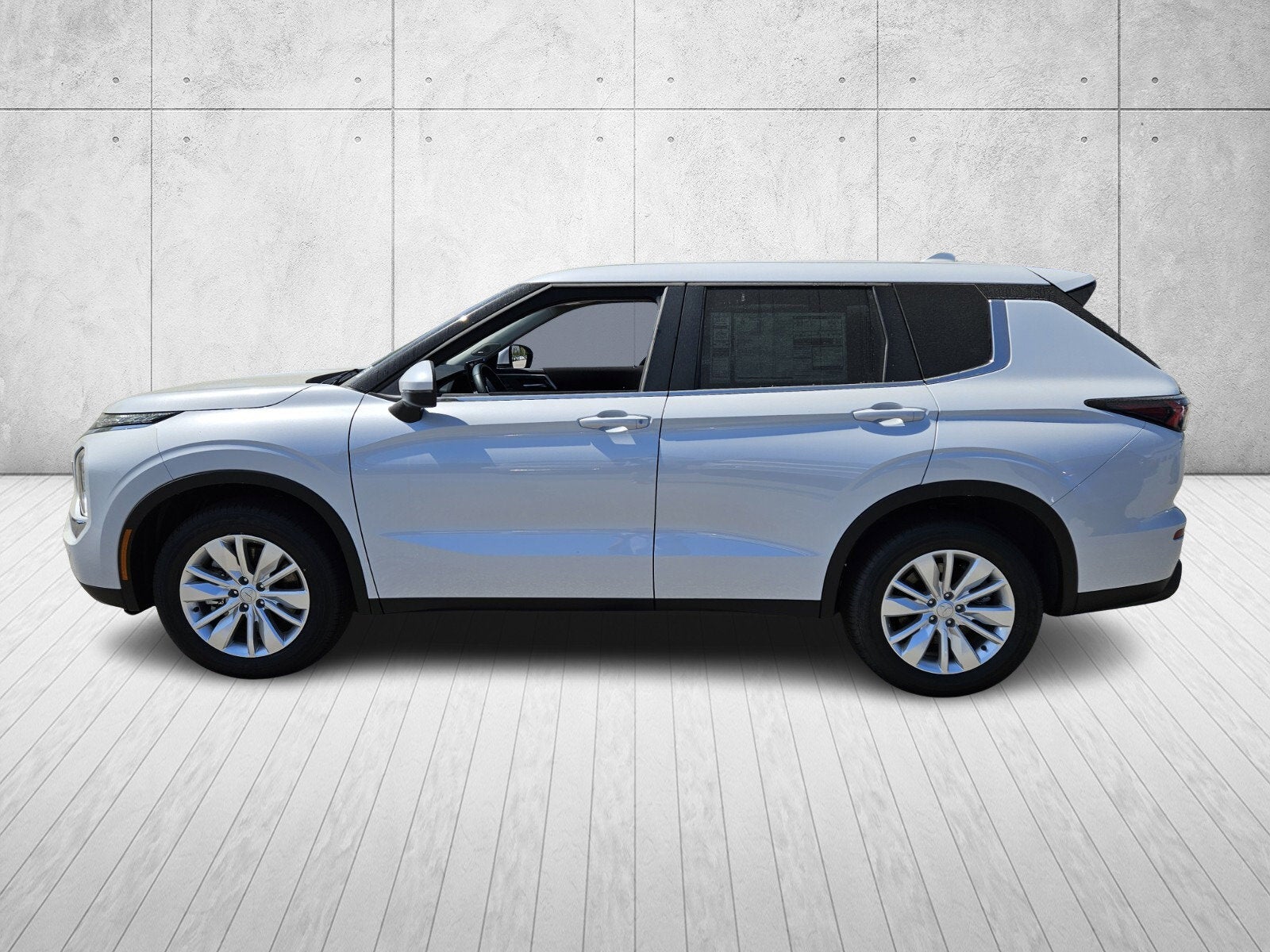 2026 Mitsubishi Outlander ES