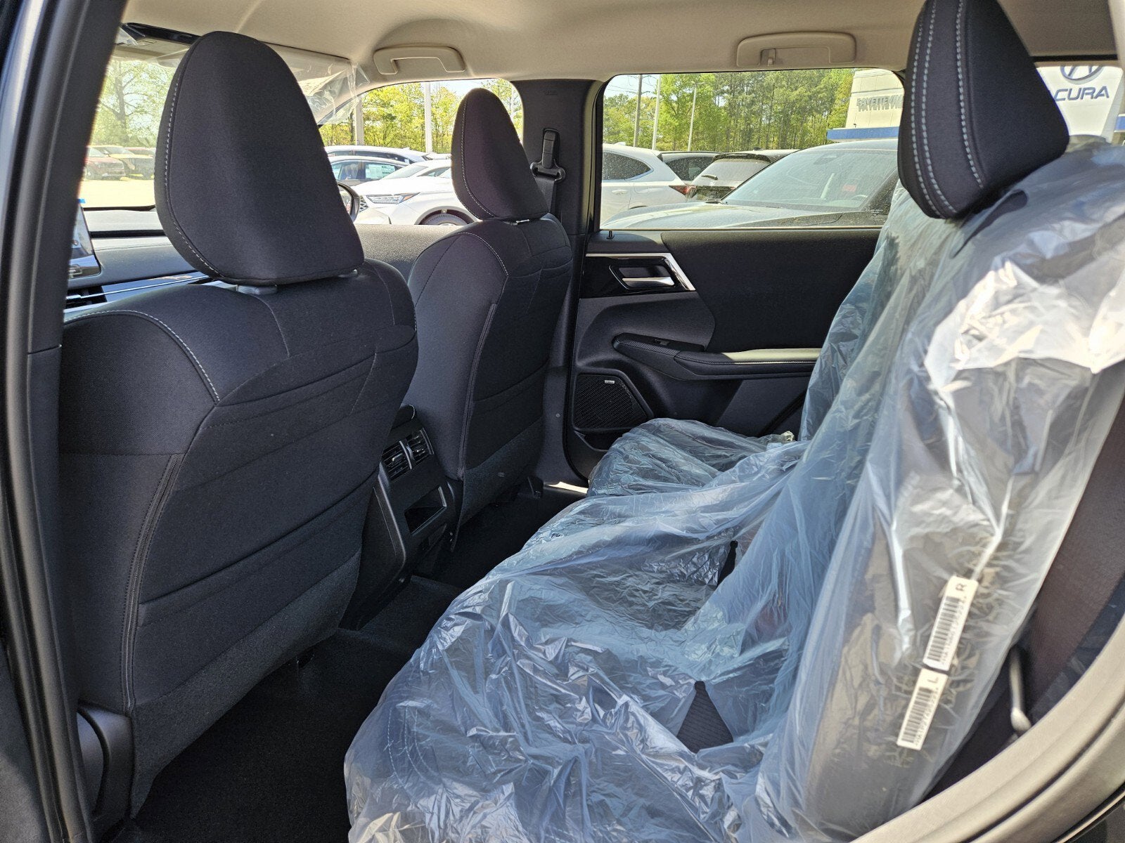 2026 Mitsubishi Outlander ES